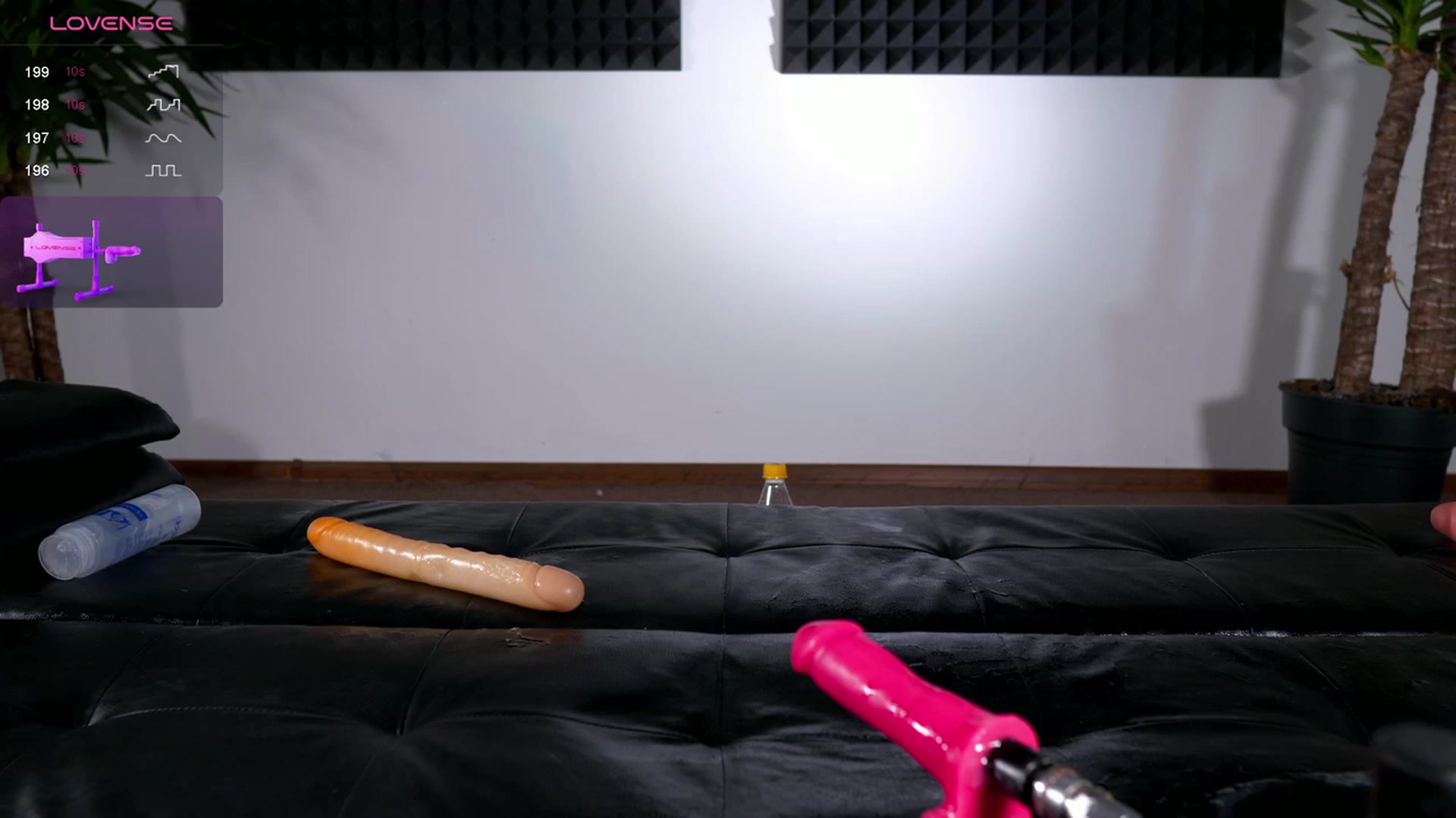Gallery image thumbnail from NiceHotJob's myfreecams stream on, 11/09/2023, 22:51 image 9 of 20