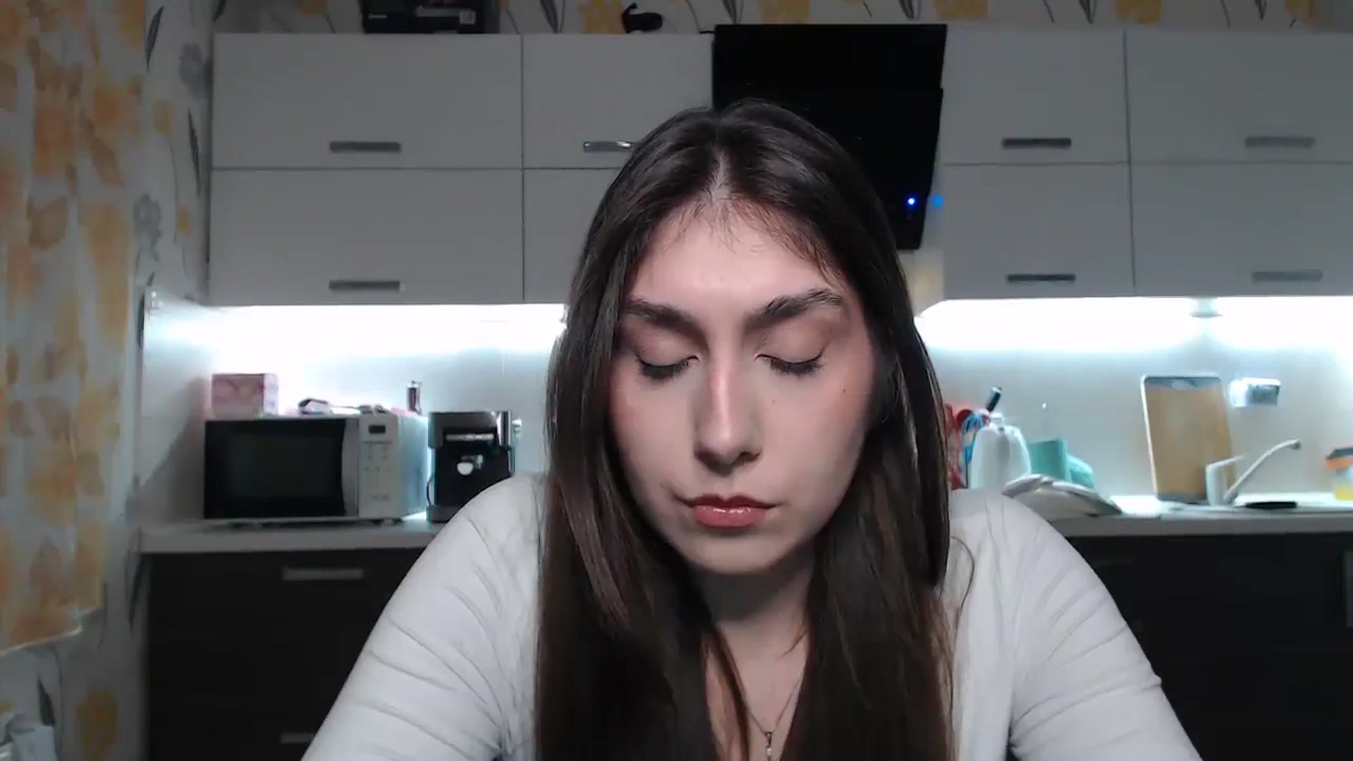 Gallery image thumbnail from NiceNCute's myfreecams stream on, 03/11/2026, 22:30 image 14 of 20