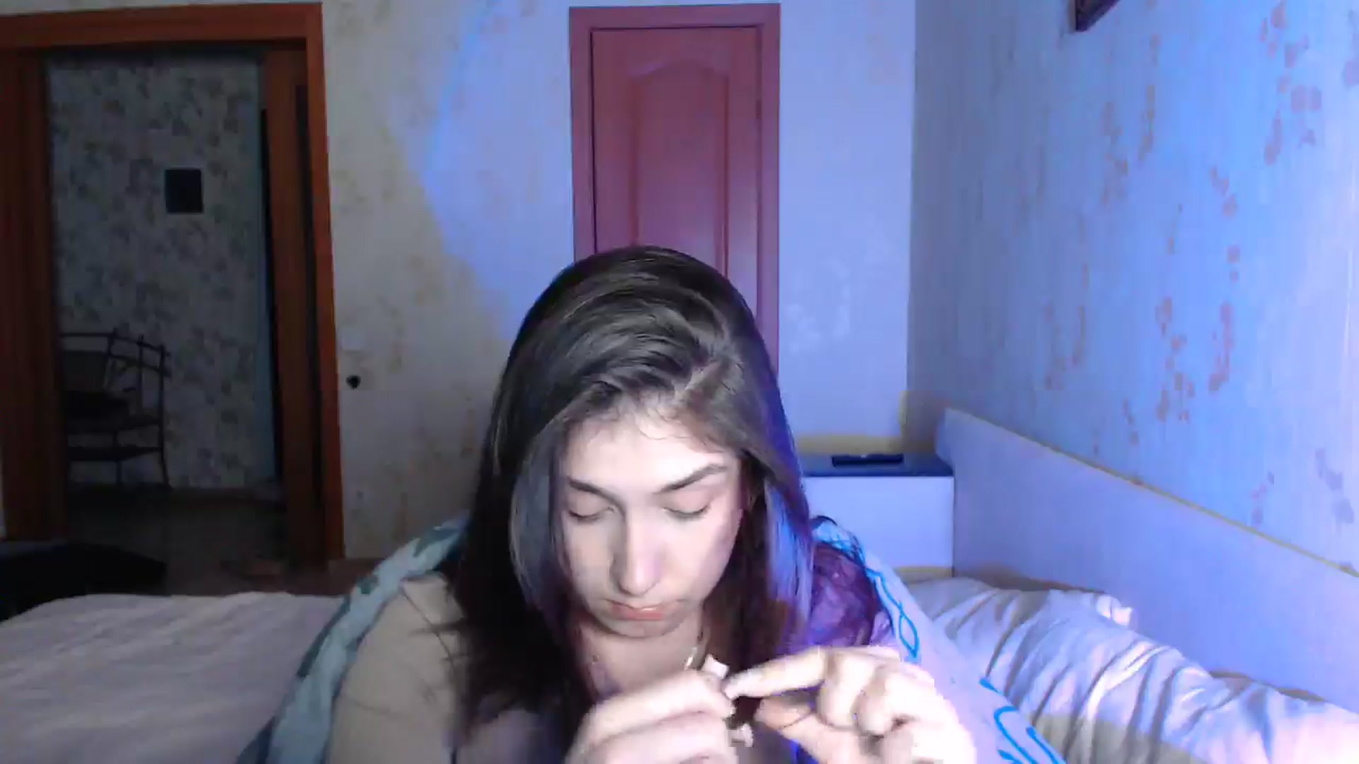 Gallery image thumbnail from NiceNCute's myfreecams stream on, 04/11/2026, 17:32 image 3 of 20