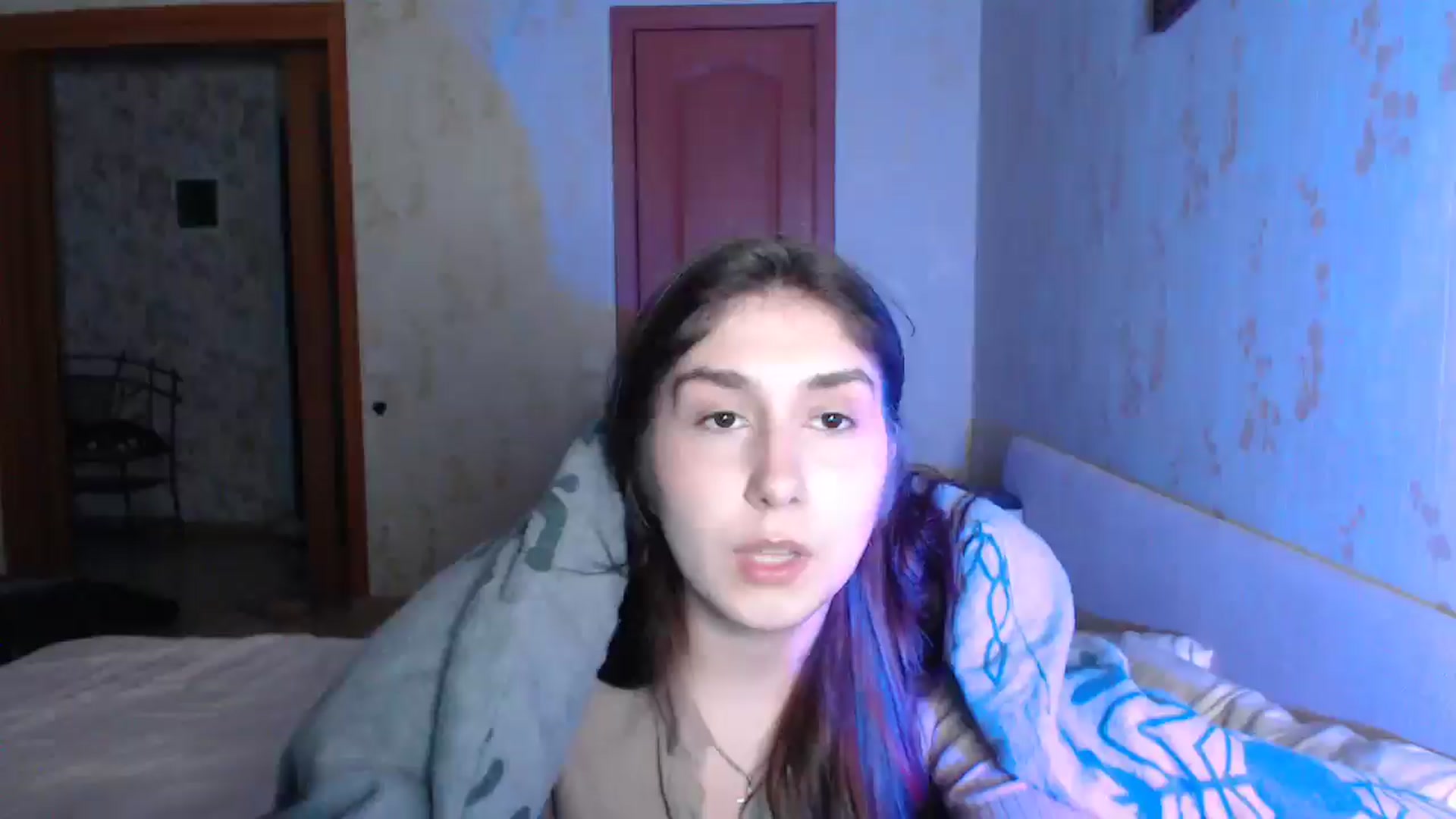 Gallery image thumbnail from NiceNCute's myfreecams stream on, 04/11/2026, 17:32 image 11 of 20