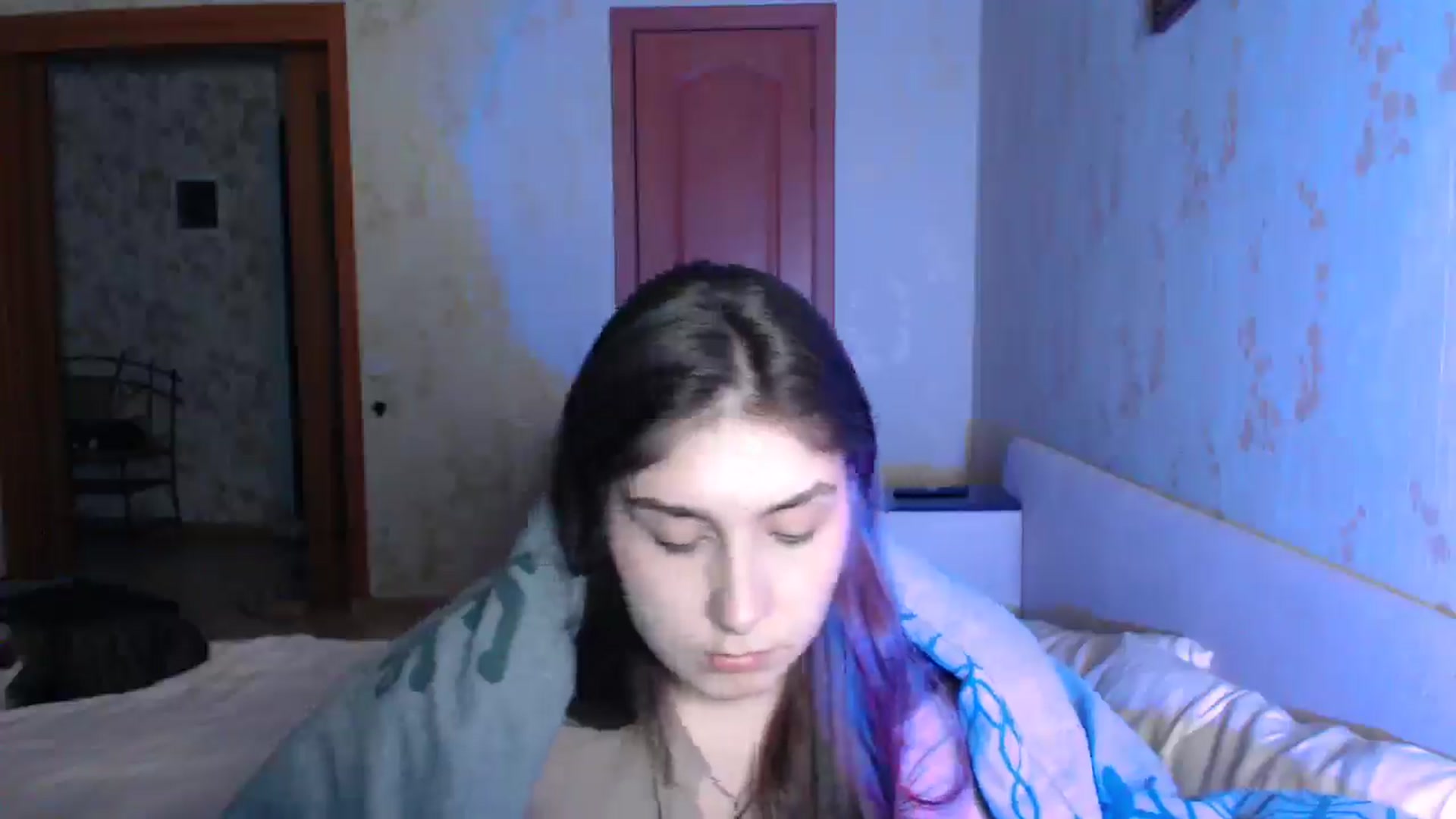 Gallery image thumbnail from NiceNCute's myfreecams stream on, 04/11/2026, 17:32 image 15 of 20