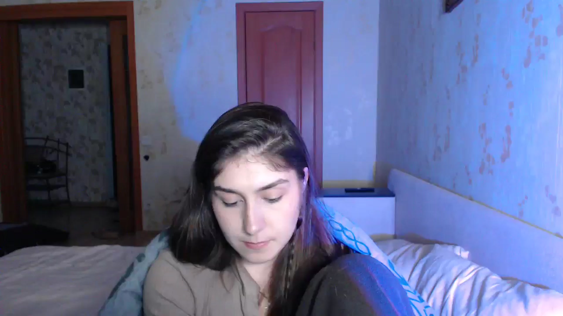 Gallery image thumbnail from NiceNCute's myfreecams stream on, 04/11/2026, 17:32 image 7 of 20