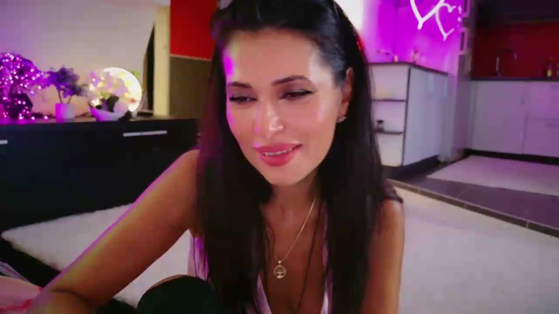 Gallery image thumbnail from NicePussy_'s myfreecams stream on, 08/14/2026, 02:02 image 14 of 20