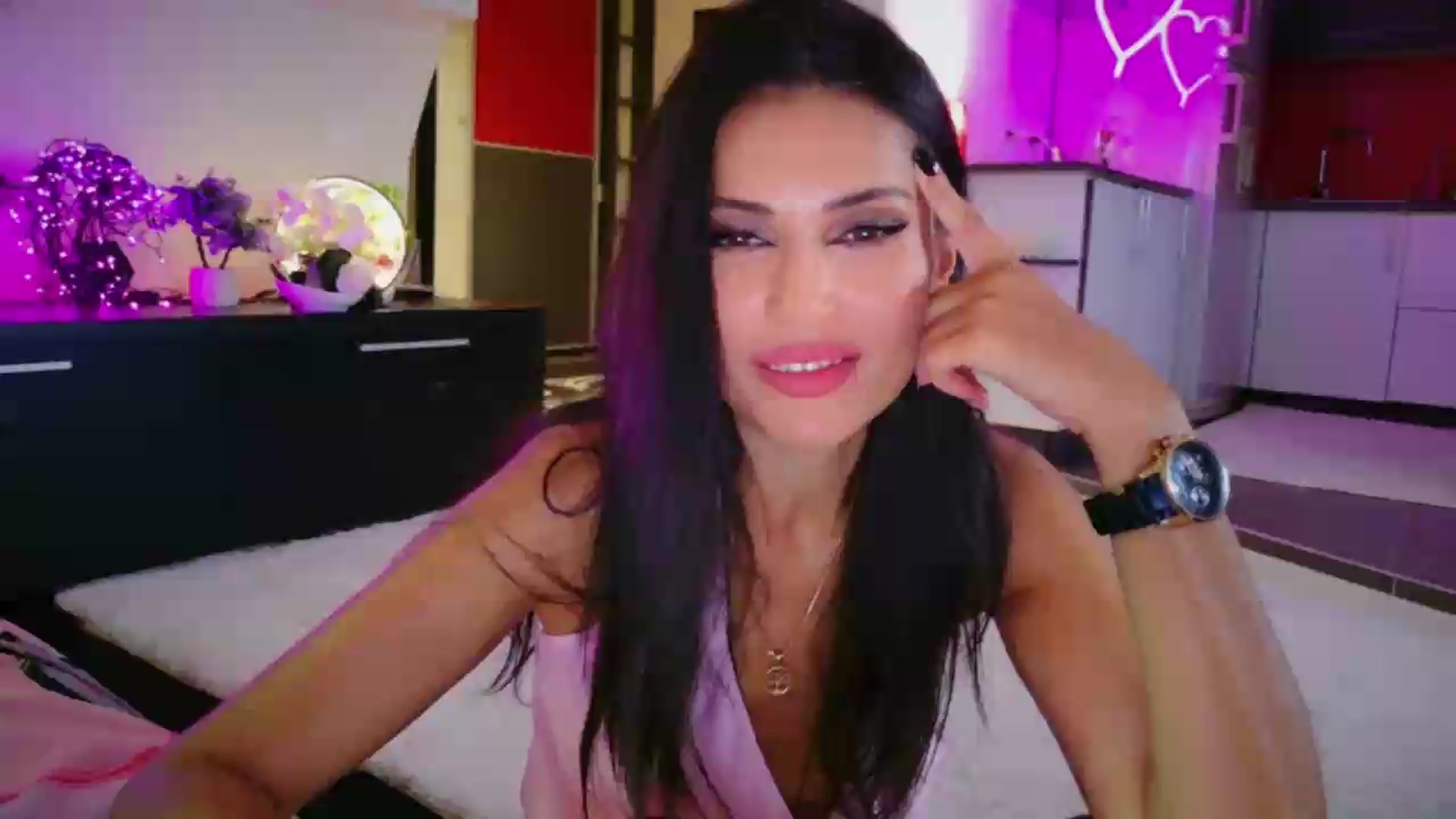 Gallery image thumbnail from NicePussy_'s myfreecams stream on, 08/14/2026, 02:02 image 2 of 20