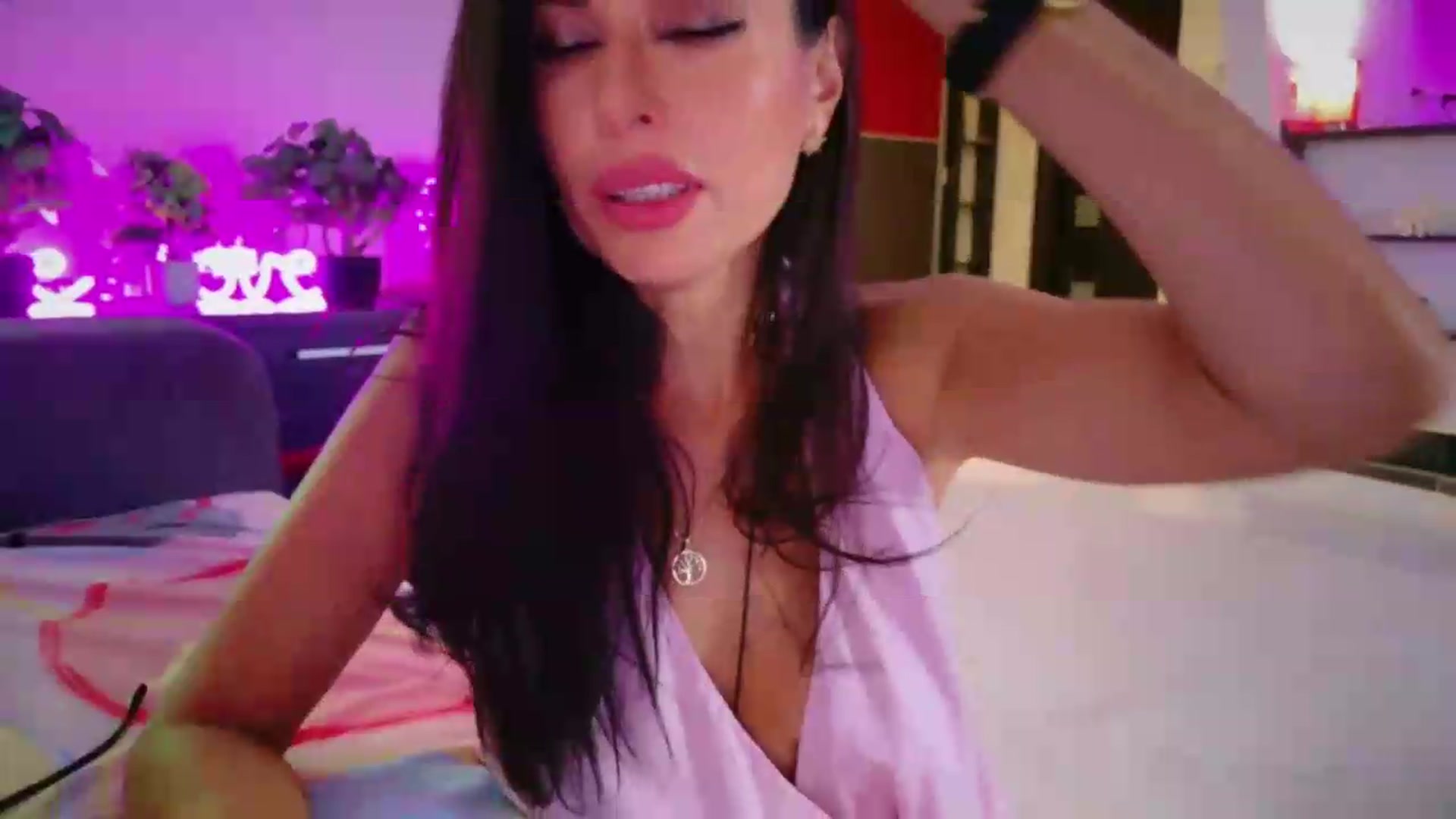 Gallery image thumbnail from NicePussy_'s myfreecams stream on, 08/14/2026, 02:02 image 20 of 20