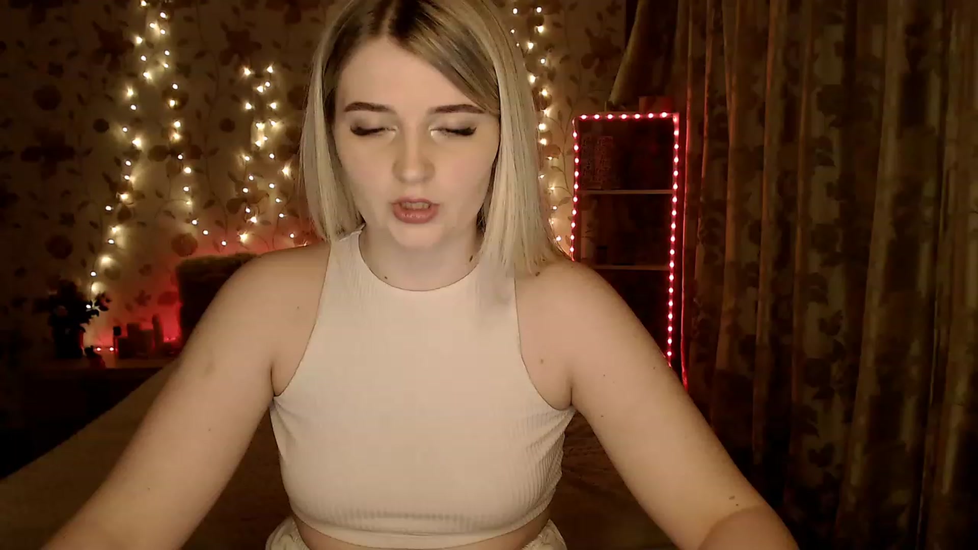 Gallery image thumbnail from Nice_Ass007's myfreecams stream on, 04/26/2023, 19:45 image 14 of 20