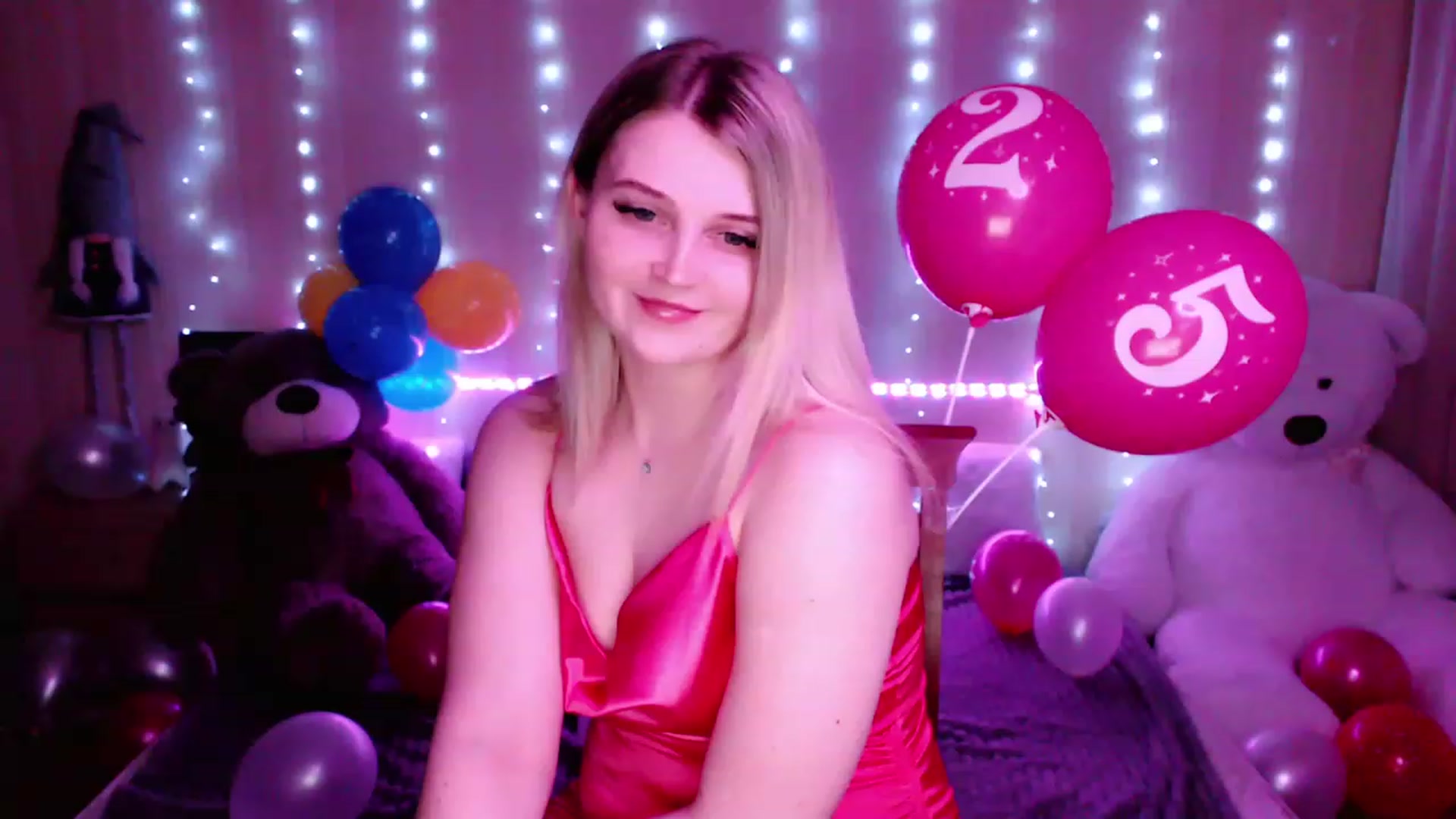 Gallery image thumbnail from Nice_Ass007's myfreecams stream on, 05/02/2023, 24:26 image 9 of 20