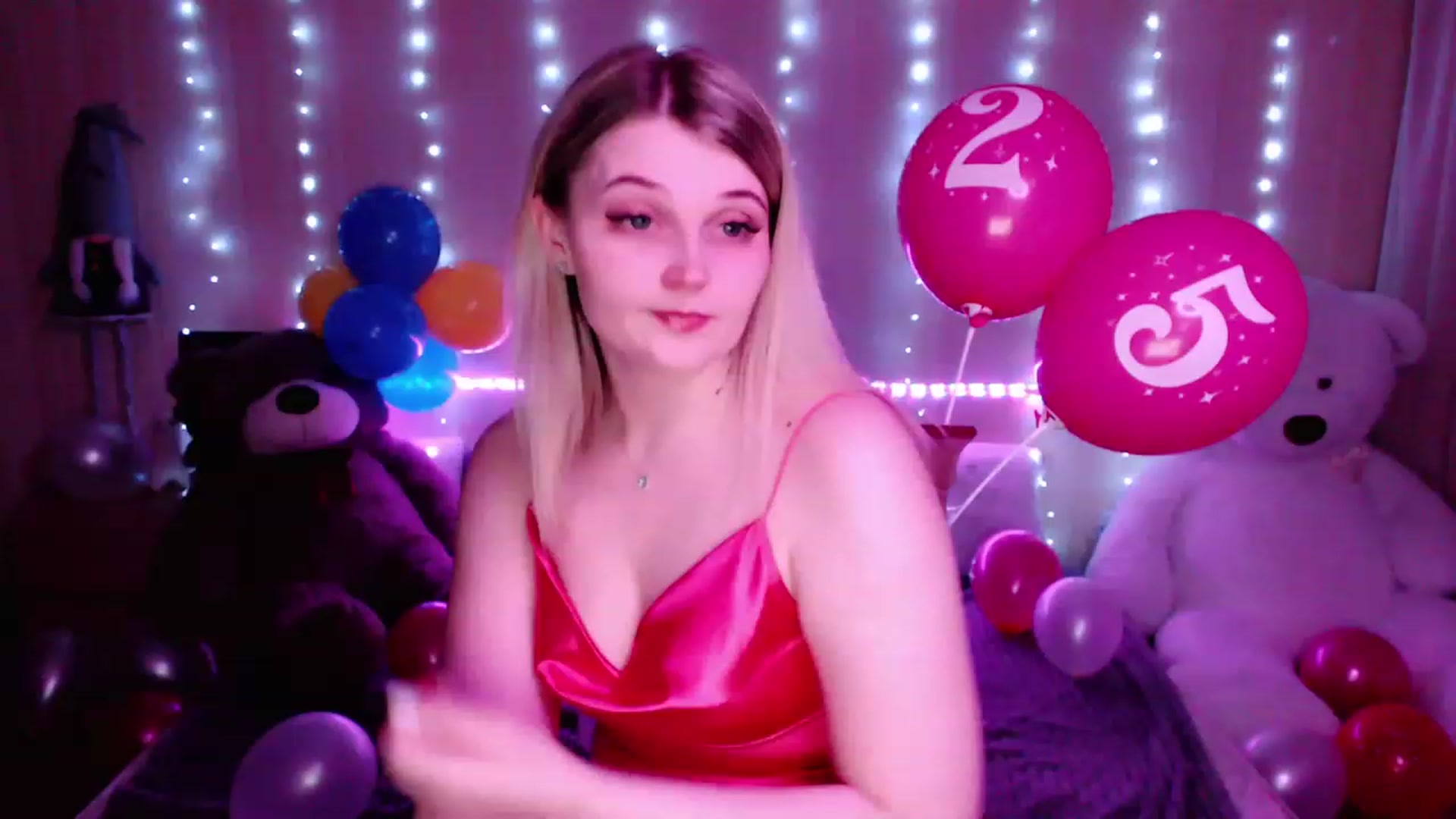 Gallery image thumbnail from Nice_Ass007's myfreecams stream on, 05/02/2023, 24:26 image 10 of 20