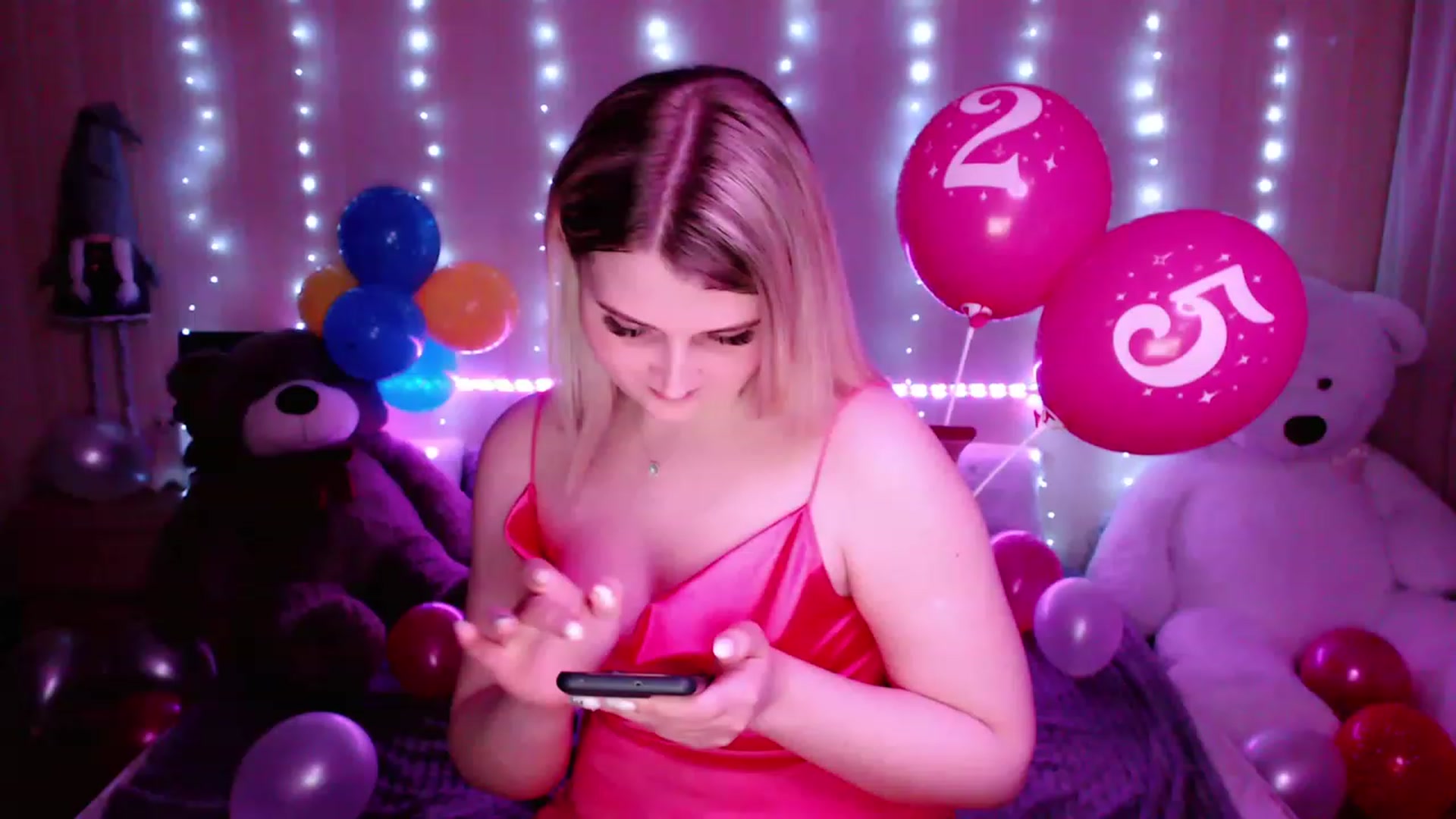Gallery image thumbnail from Nice_Ass007's myfreecams stream on, 05/02/2023, 24:26 image 5 of 20