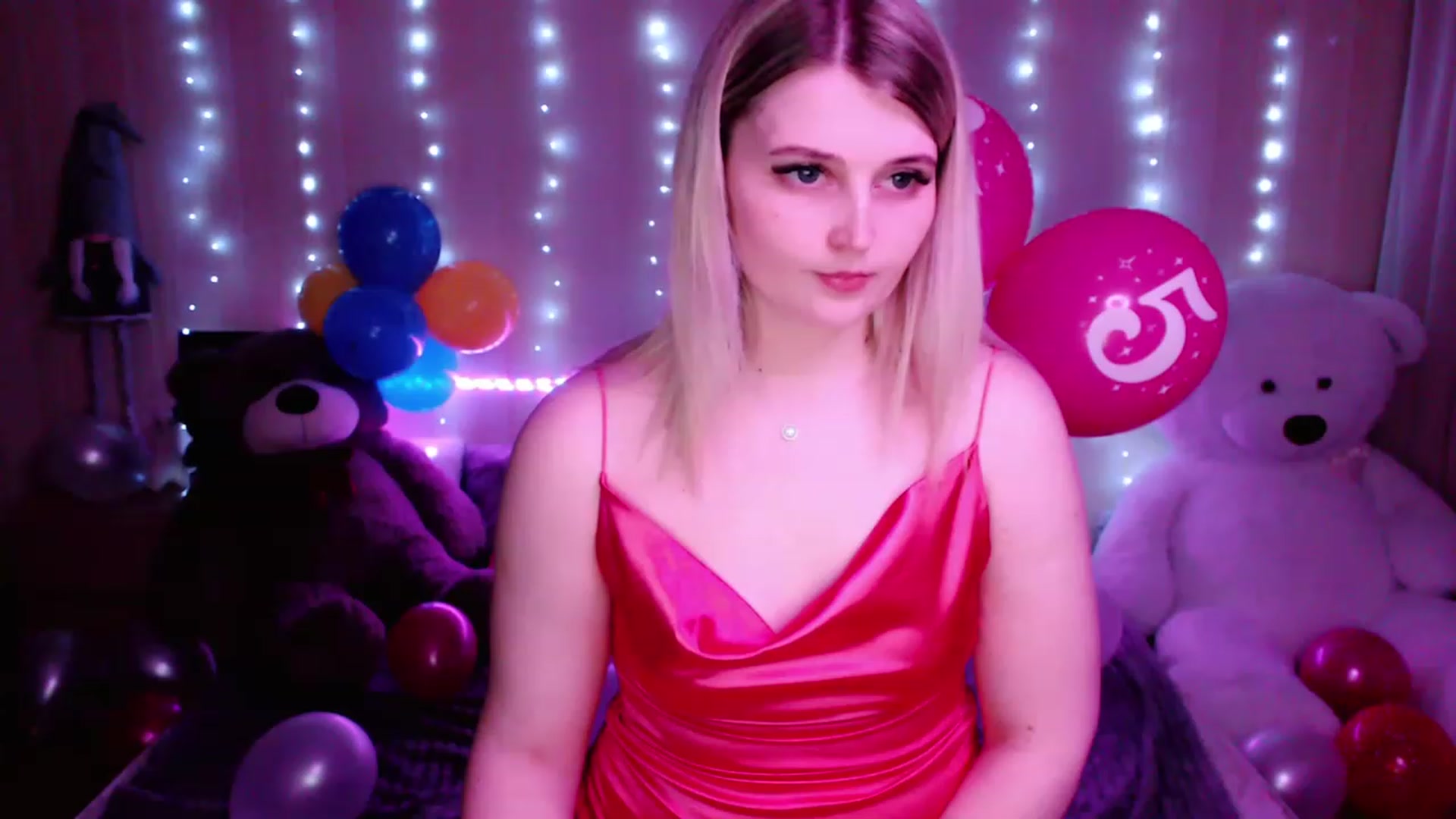 Gallery image thumbnail from Nice_Ass007's myfreecams stream on, 05/02/2023, 24:26 image 16 of 20
