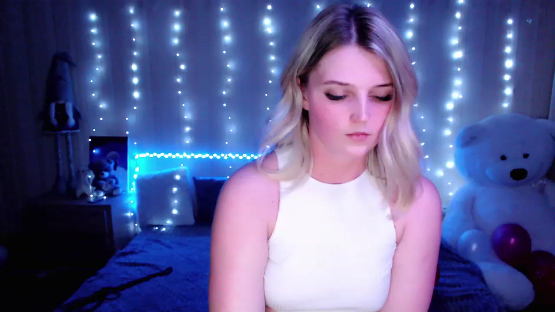 Gallery image thumbnail from Nice_Ass007's myfreecams stream on, 05/04/2023, 20:03 image 16 of 20