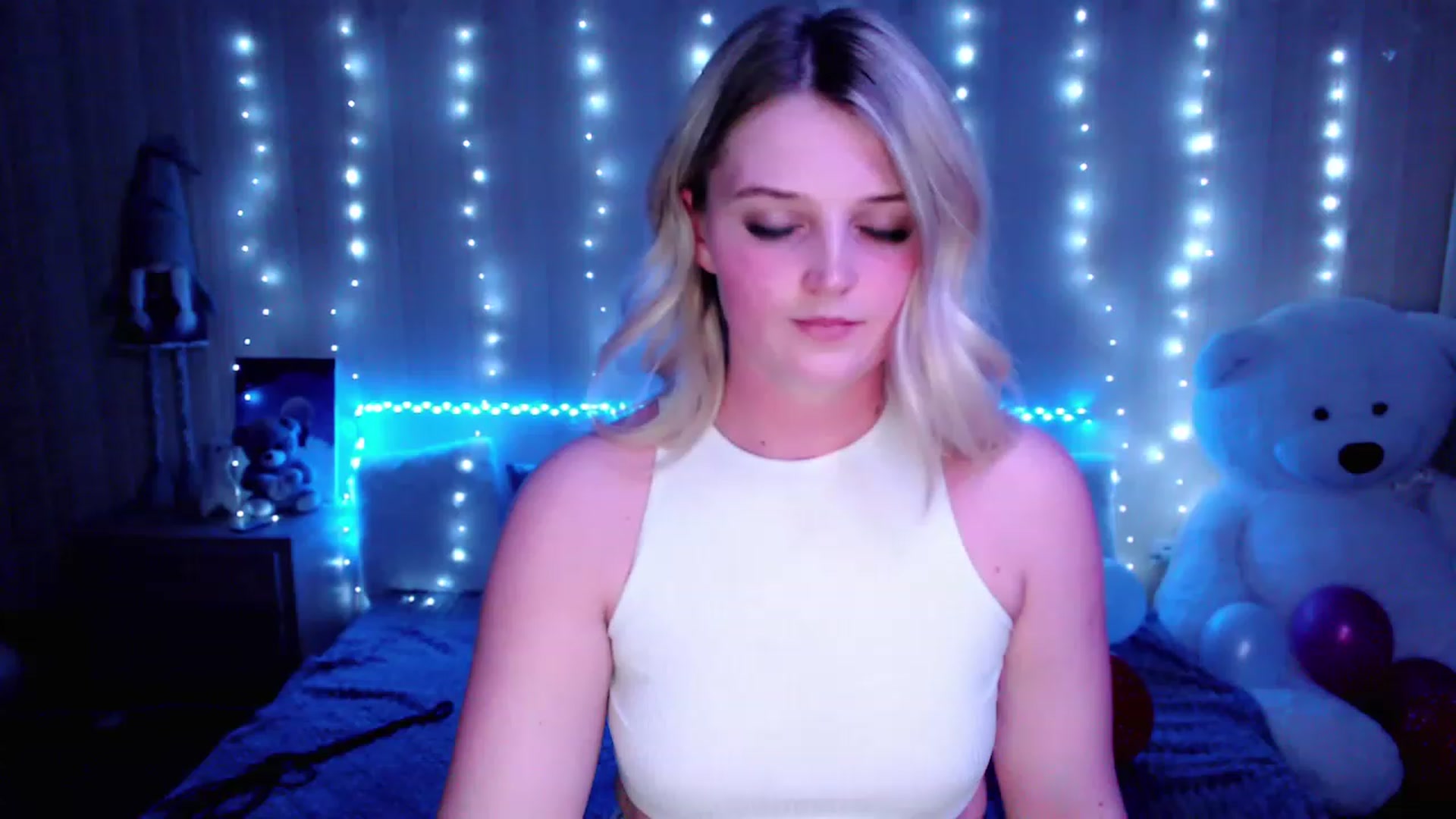 Gallery image thumbnail from Nice_Ass007's myfreecams stream on, 05/04/2023, 20:03 image 6 of 20