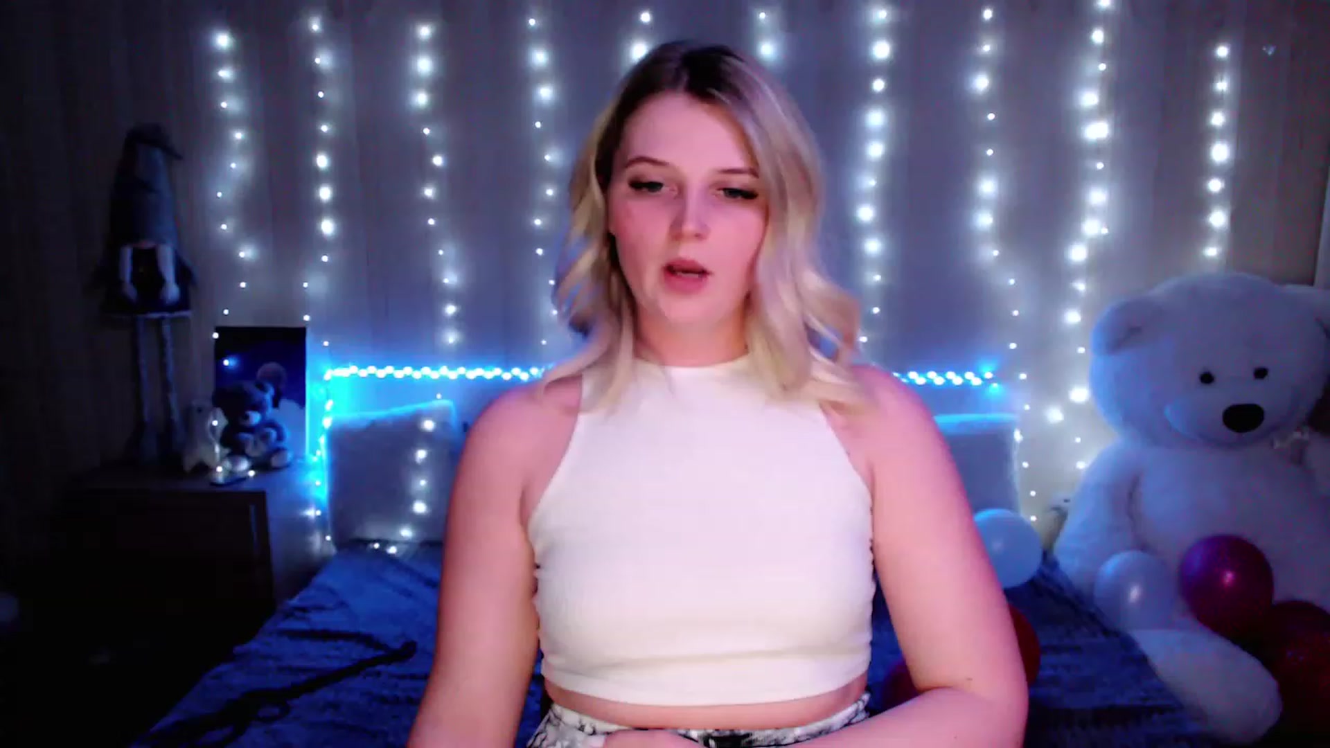 Gallery image thumbnail from Nice_Ass007's myfreecams stream on, 05/04/2023, 20:47 image 16 of 20