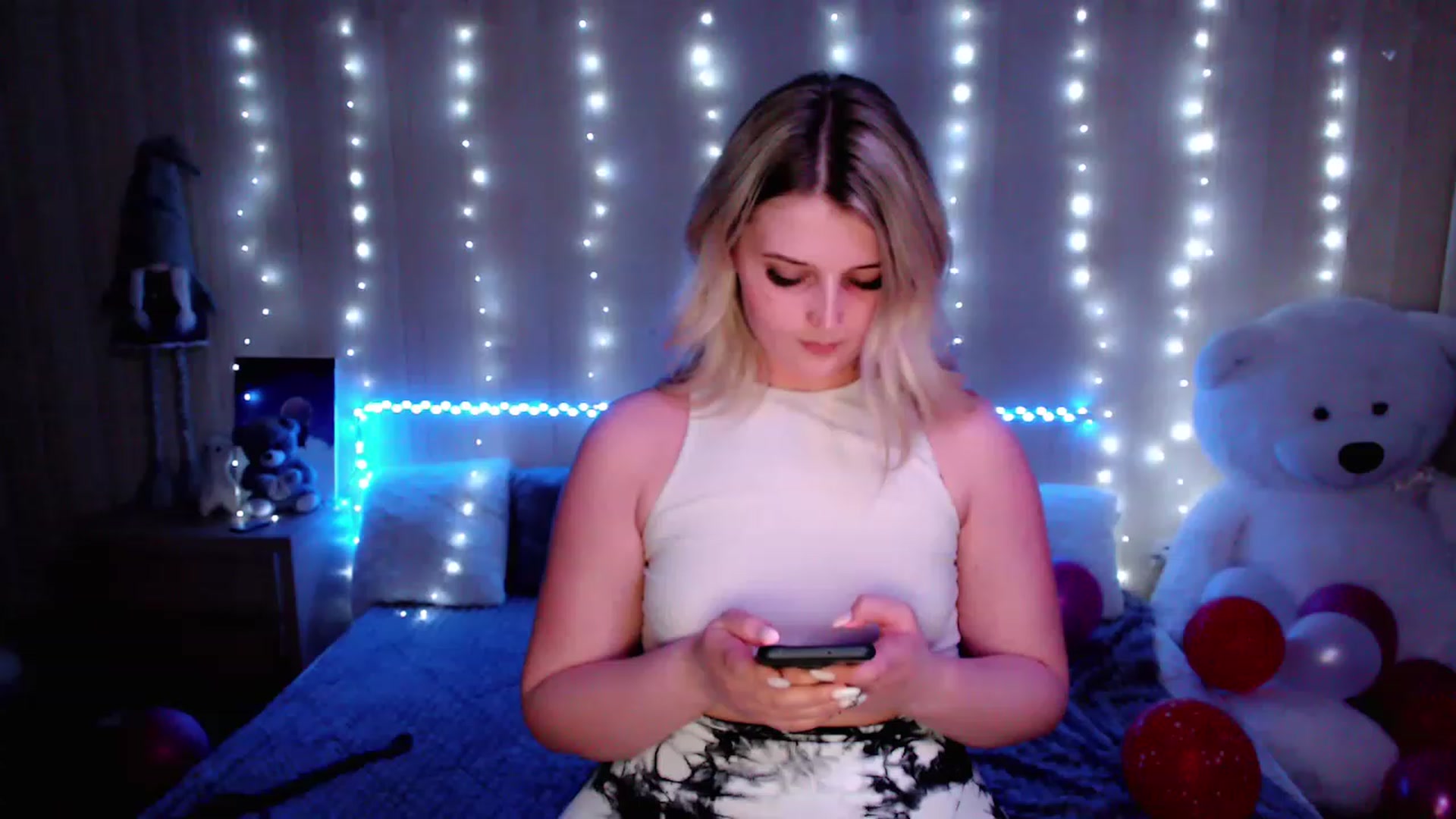 Gallery image thumbnail from Nice_Ass007's myfreecams stream on, 05/04/2023, 22:35 image 8 of 20