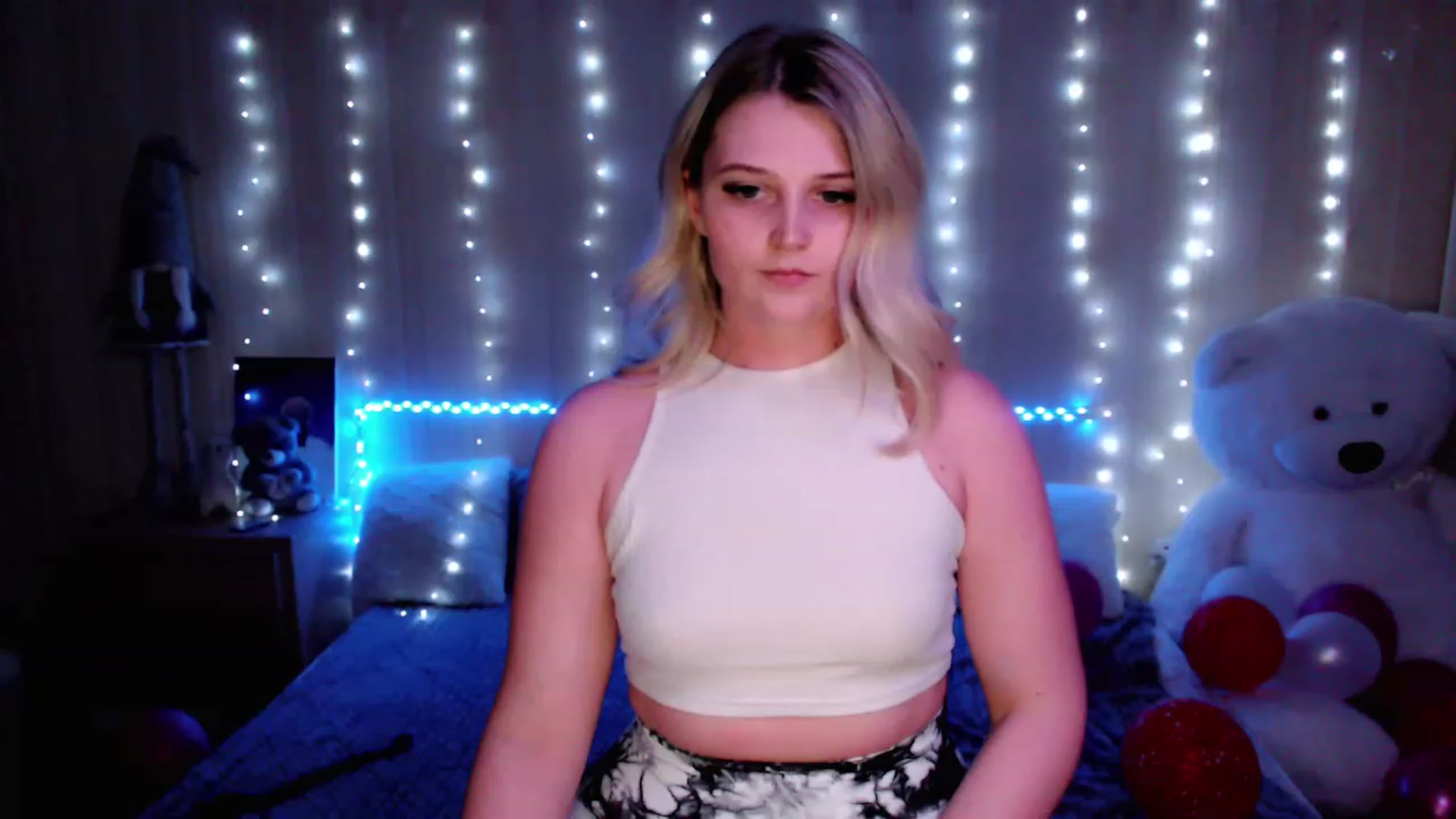 Gallery image thumbnail from Nice_Ass007's myfreecams stream on, 05/04/2023, 22:35 image 6 of 20