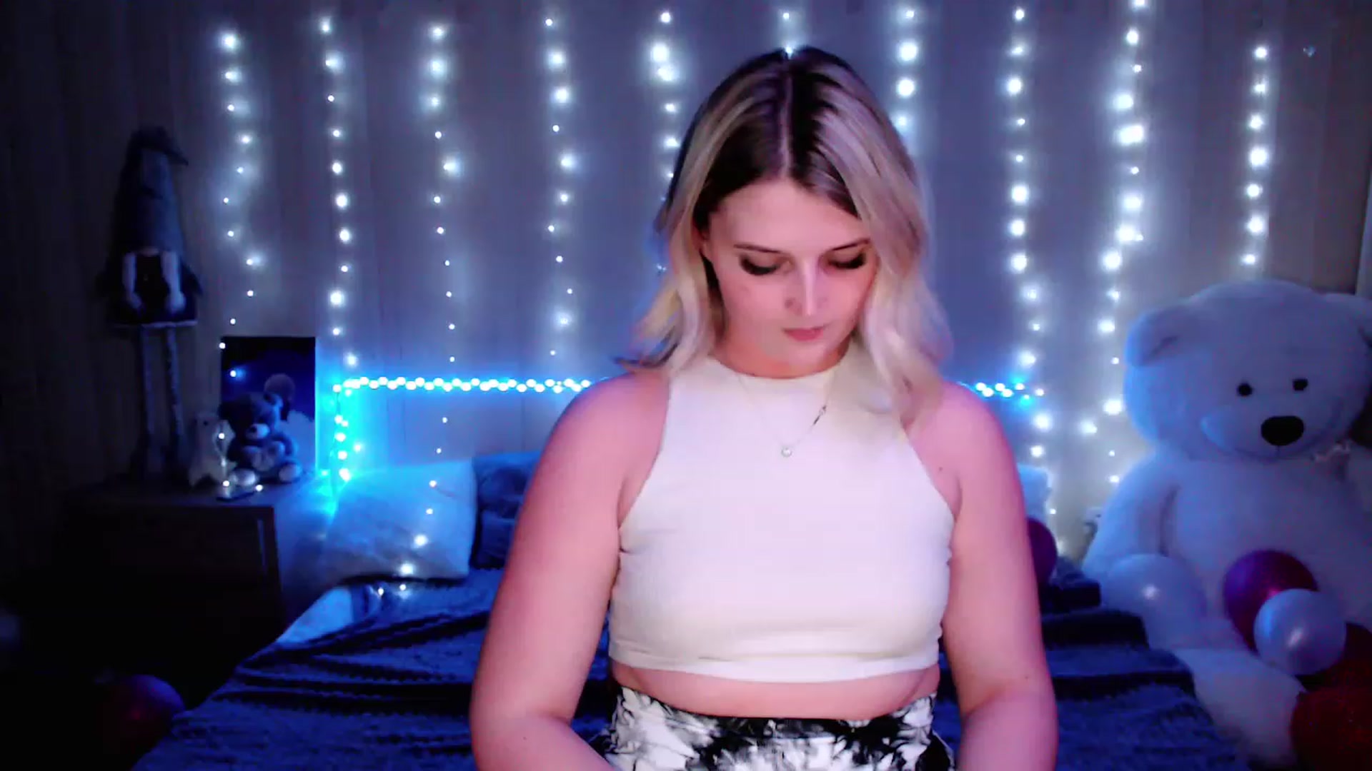 Gallery image thumbnail from Nice_Ass007's myfreecams stream on, 05/04/2023, 23:05 image 17 of 20