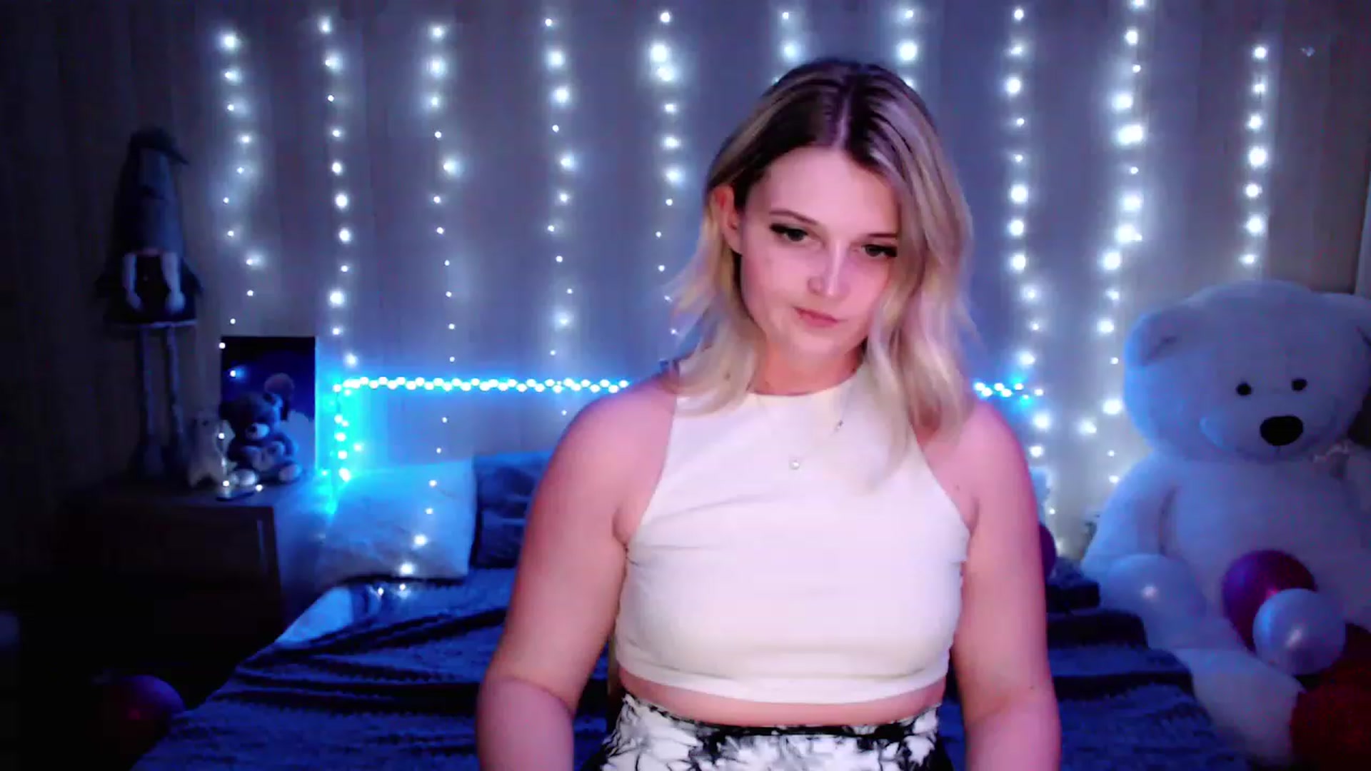 Gallery image thumbnail from Nice_Ass007's myfreecams stream on, 05/04/2023, 23:32 image 8 of 20