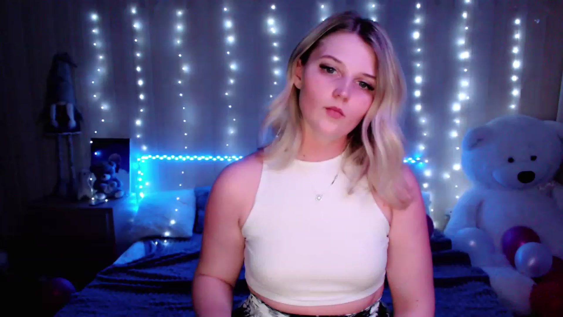 Gallery image thumbnail from Nice_Ass007's myfreecams stream on, 05/04/2023, 23:32 image 15 of 20