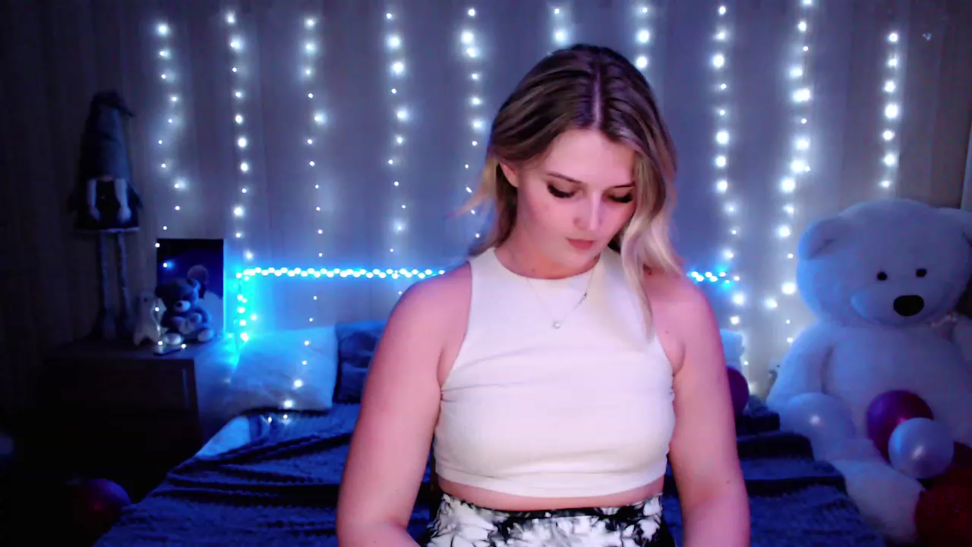 Gallery image thumbnail from Nice_Ass007's myfreecams stream on, 05/04/2023, 23:32 image 4 of 20