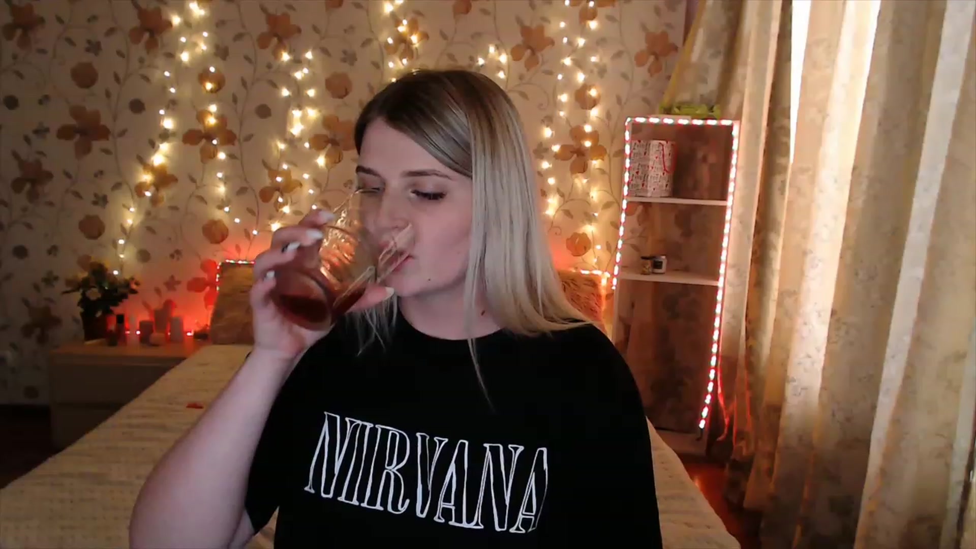 Gallery image thumbnail from Nice_Ass007's myfreecams stream on, 05/10/2023, 03:33 image 18 of 20