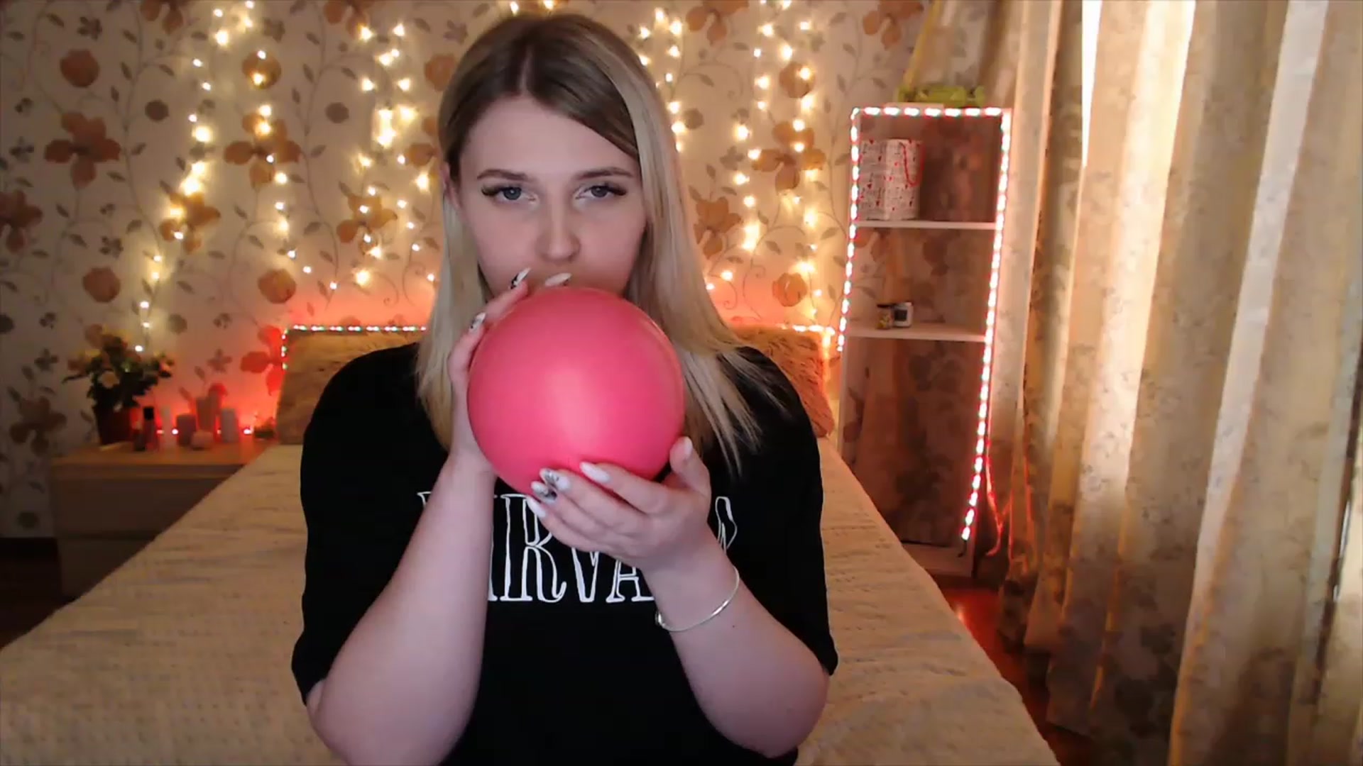 Gallery image thumbnail from Nice_Ass007's myfreecams stream on, 05/10/2023, 03:33 image 5 of 20