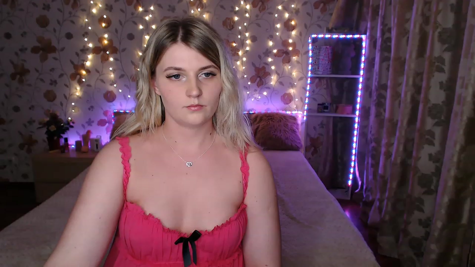 Gallery image thumbnail from Nice_Ass007's myfreecams stream on, 05/10/2023, 22:45 image 4 of 20