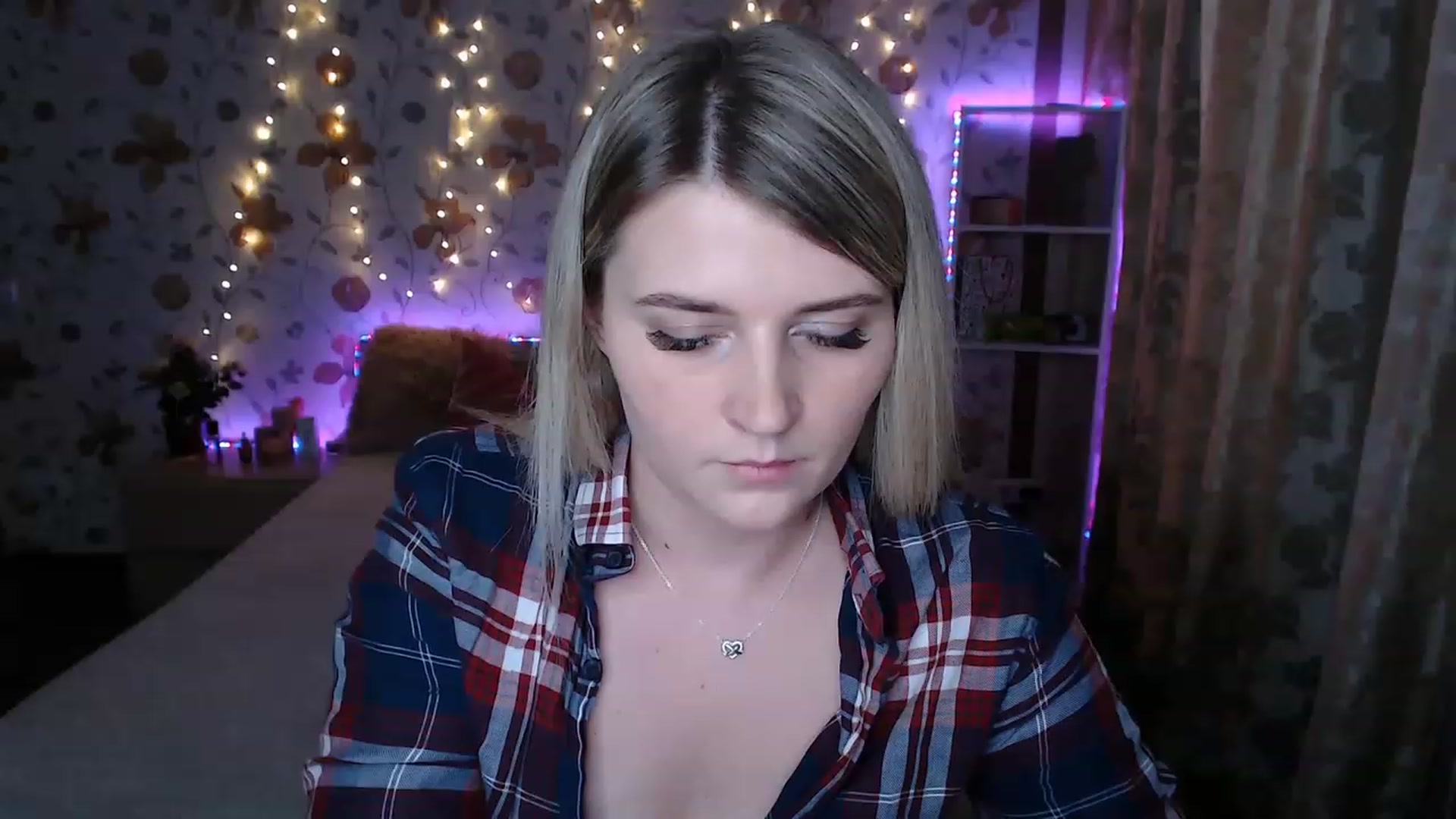 Gallery image thumbnail from Nice_Ass007's myfreecams stream on, 05/12/2023, 02:45 image 5 of 20