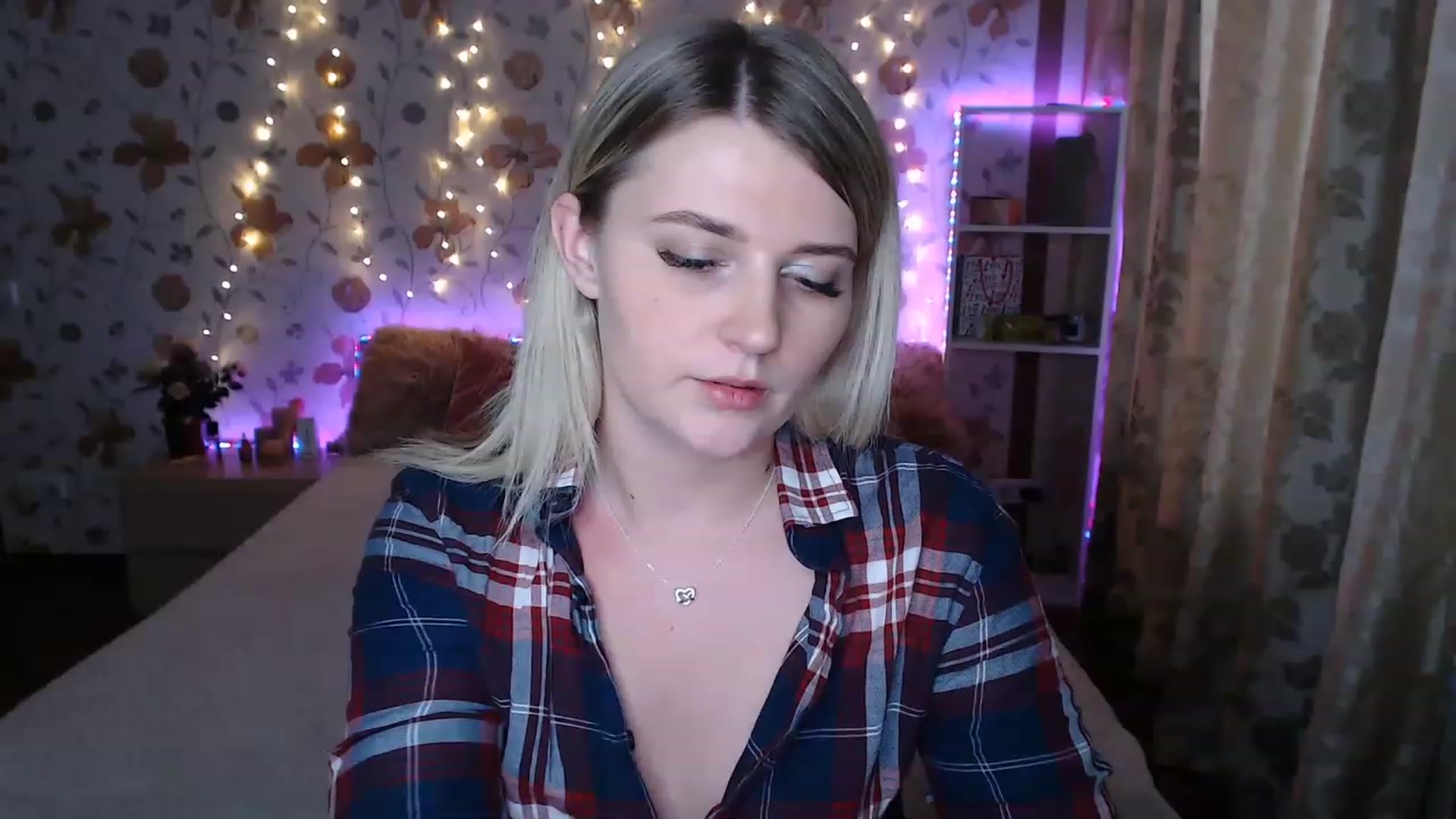 Gallery image thumbnail from Nice_Ass007's myfreecams stream on, 05/12/2023, 02:45 image 18 of 20