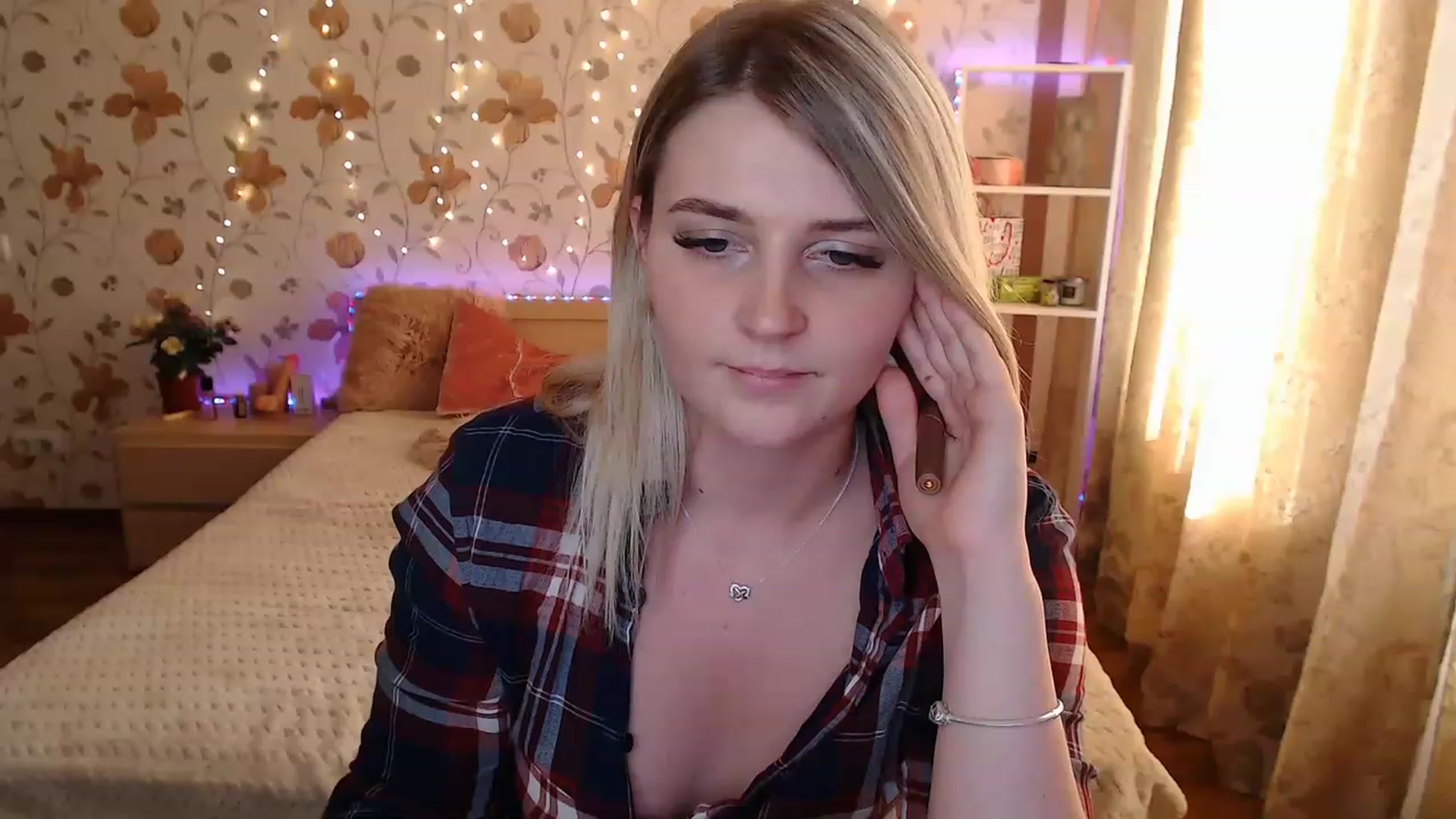Gallery image thumbnail from Nice_Ass007's myfreecams stream on, 05/12/2023, 06:03 image 12 of 20