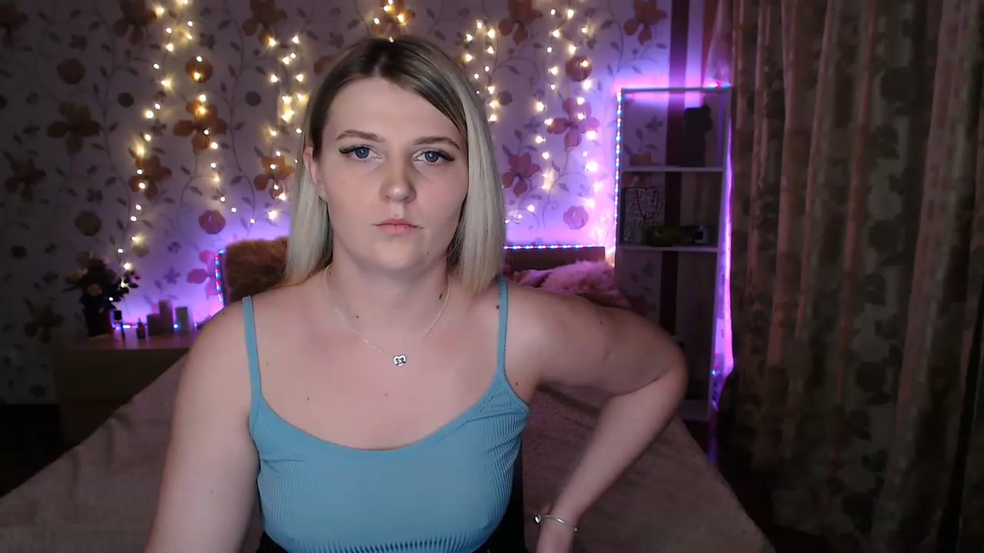 Gallery image thumbnail from Nice_Ass007's myfreecams stream on, 05/12/2023, 22:24 image 15 of 20