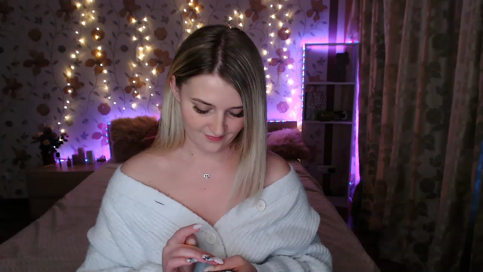 Gallery image thumbnail from Nice_Ass007's myfreecams stream on, 05/13/2023, 02:11 image 17 of 20