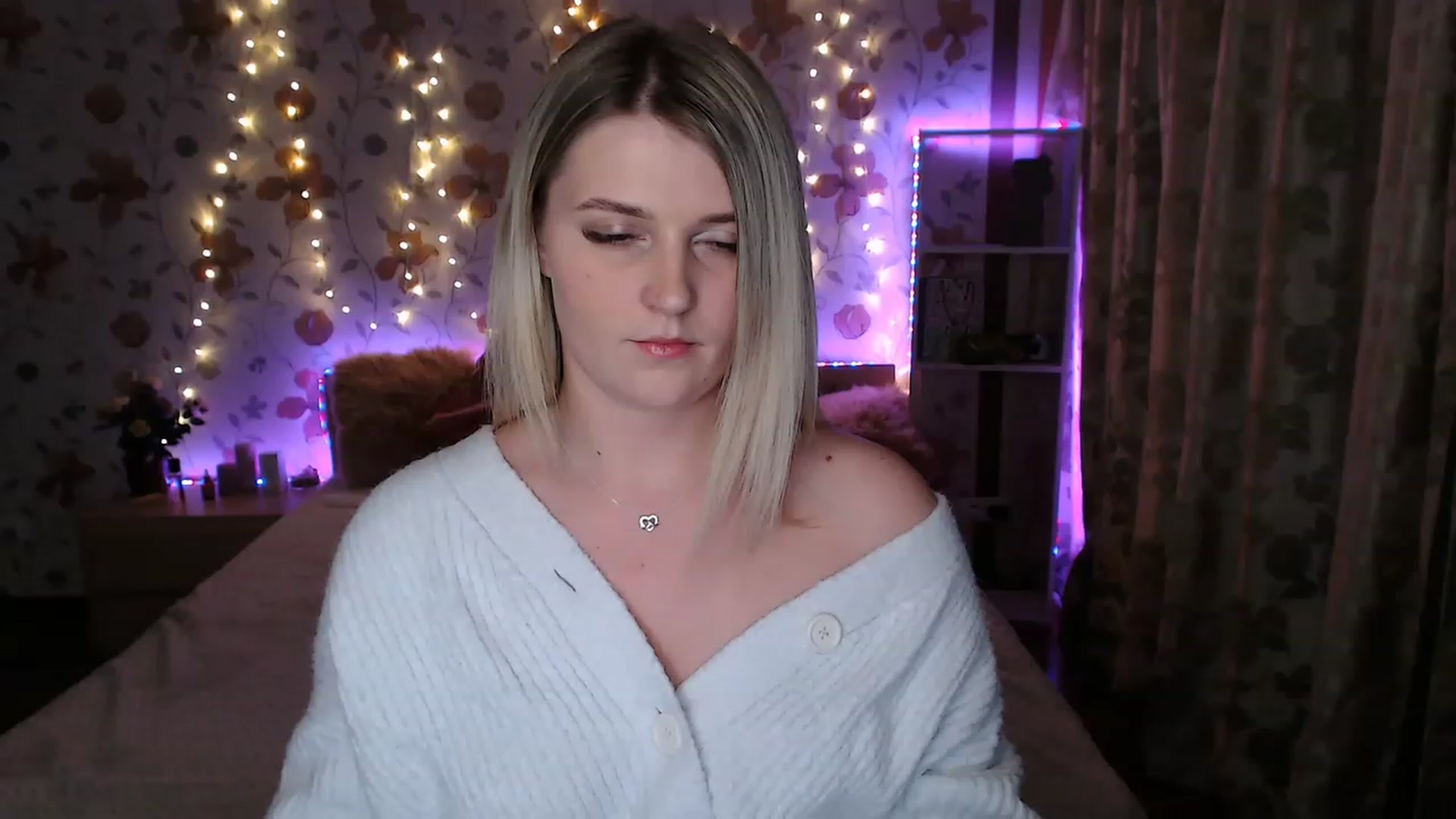 Gallery image thumbnail from Nice_Ass007's myfreecams stream on, 05/13/2023, 02:11 image 1 of 20