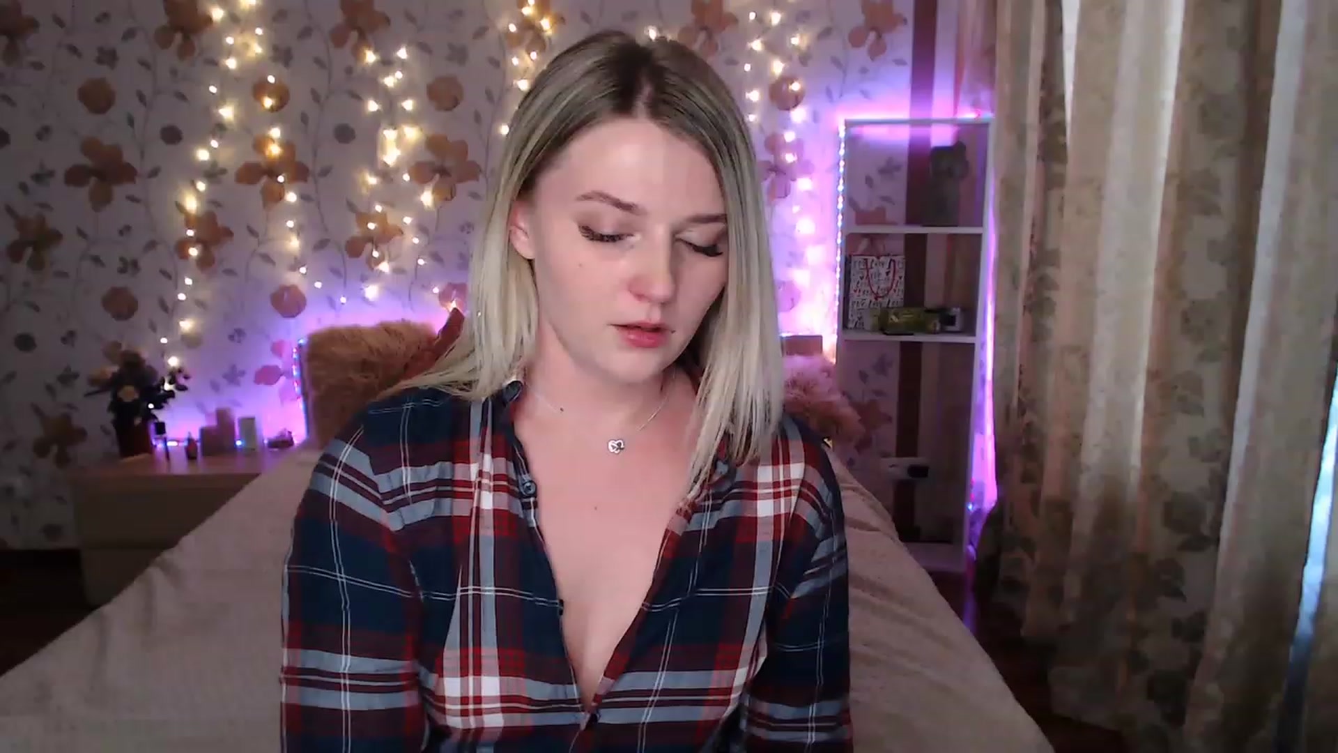 Gallery image thumbnail from Nice_Ass007's myfreecams stream on, 05/13/2023, 02:47 image 20 of 20