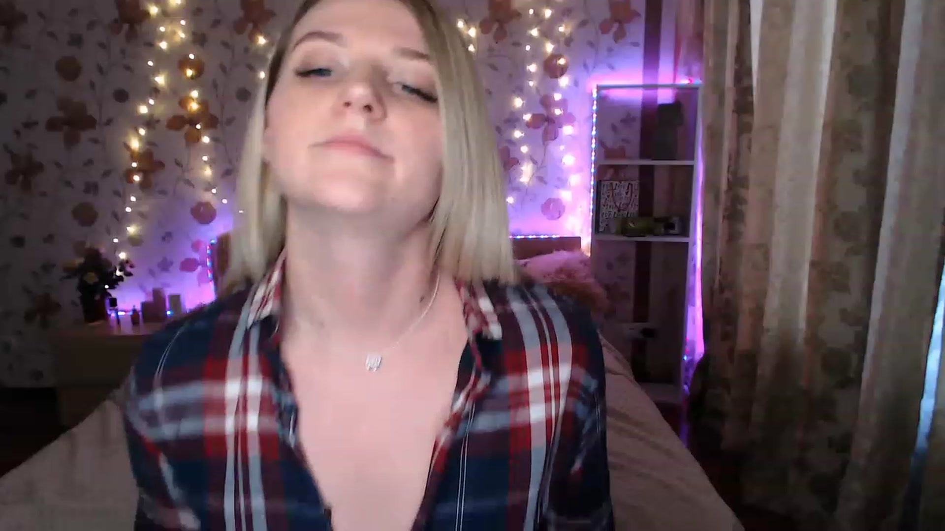 Gallery image thumbnail from Nice_Ass007's myfreecams stream on, 05/13/2023, 02:47 image 11 of 20