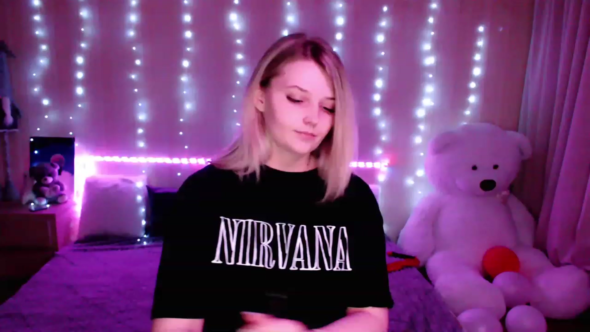 Gallery image thumbnail from Nice_Ass007's myfreecams stream on, 05/13/2023, 21:05 image 14 of 20