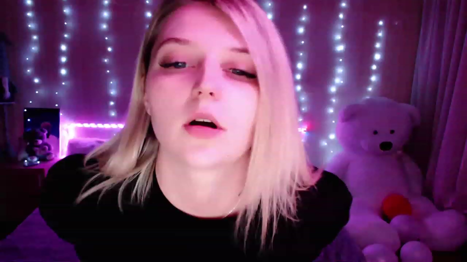 Gallery image thumbnail from Nice_Ass007's myfreecams stream on, 05/13/2023, 21:05 image 2 of 20