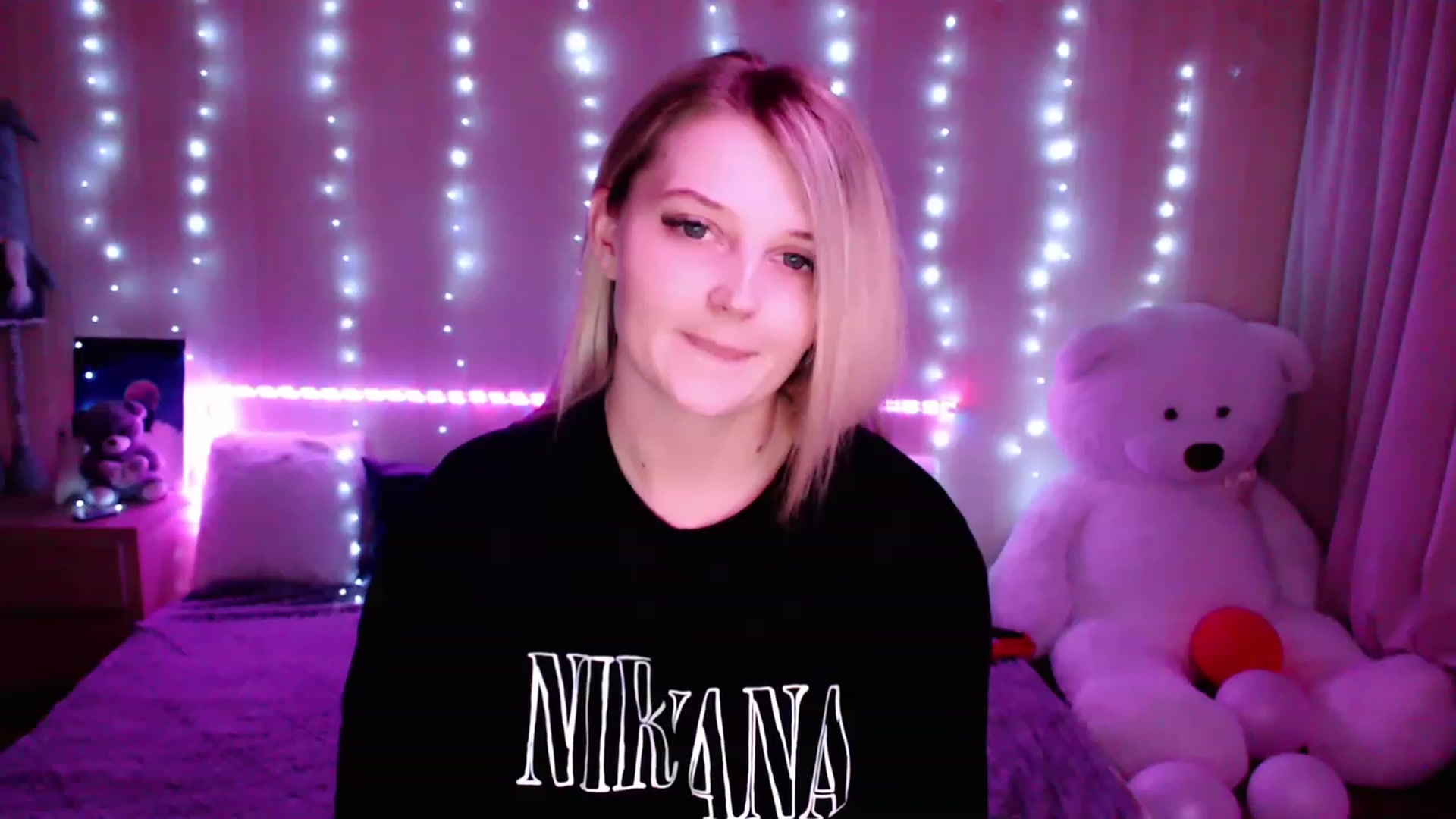 Gallery image thumbnail from Nice_Ass007's myfreecams stream on, 05/13/2023, 21:05 image 10 of 20