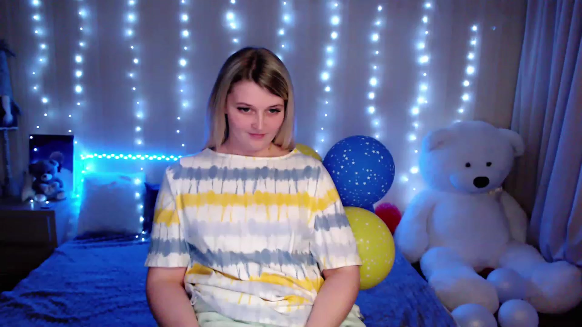 Gallery image thumbnail from Nice_Ass007's myfreecams stream on, 05/14/2023, 24:59 image 3 of 20