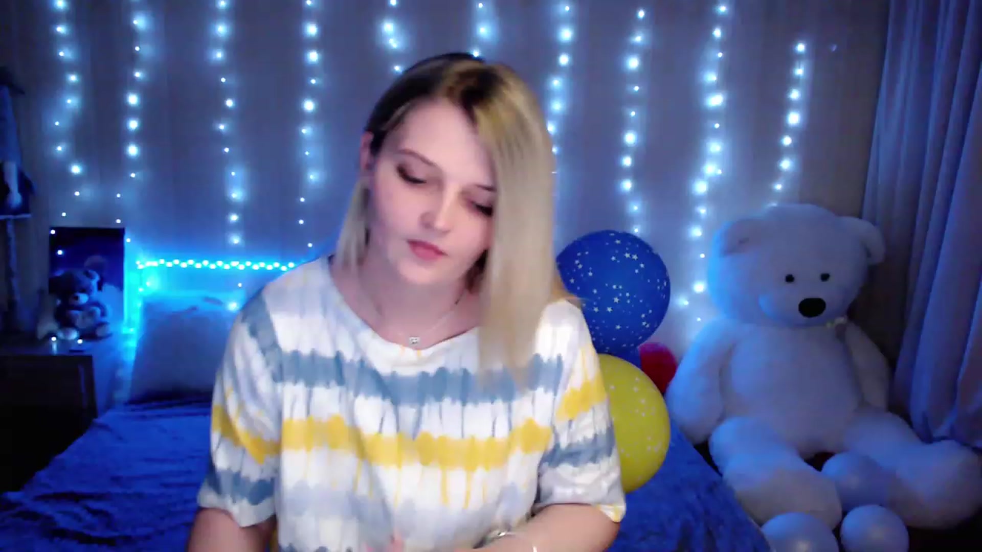 Gallery image thumbnail from Nice_Ass007's myfreecams stream on, 05/14/2023, 24:59 image 1 of 20