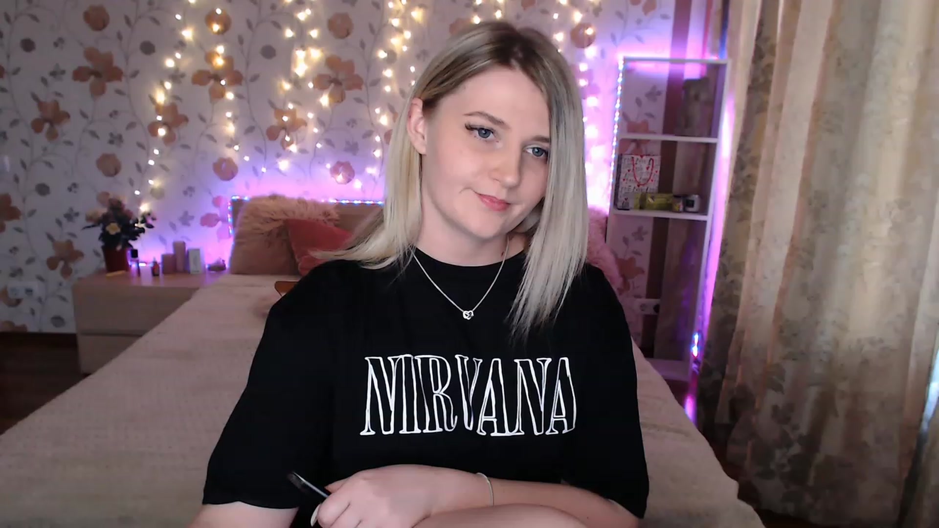 Gallery image thumbnail from Nice_Ass007's myfreecams stream on, 05/14/2023, 03:20 image 13 of 20