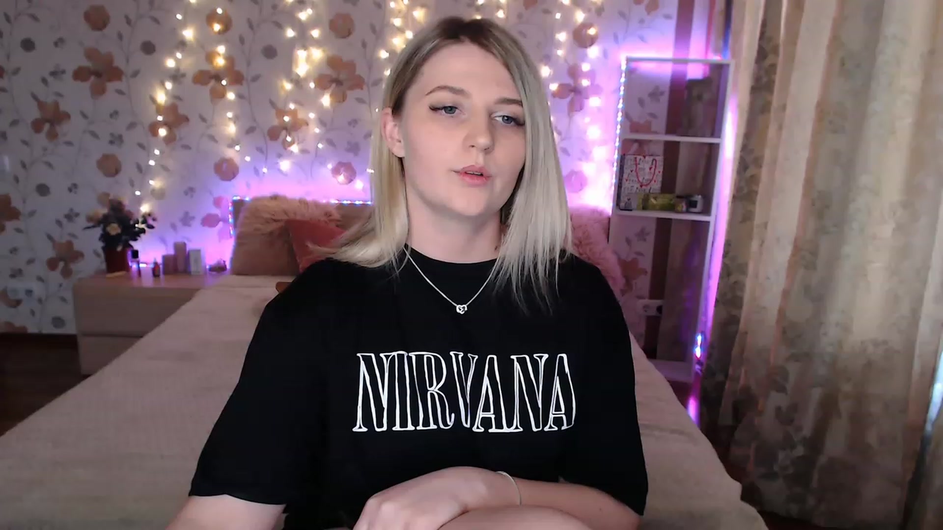 Gallery image thumbnail from Nice_Ass007's myfreecams stream on, 05/14/2023, 03:20 image 10 of 20