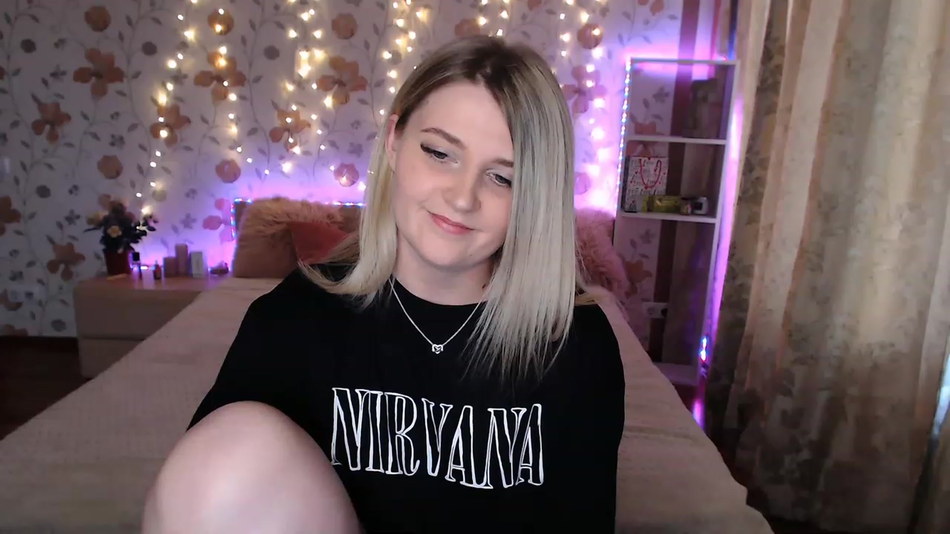 Gallery image thumbnail from Nice_Ass007's myfreecams stream on, 05/14/2023, 03:20 image 15 of 20
