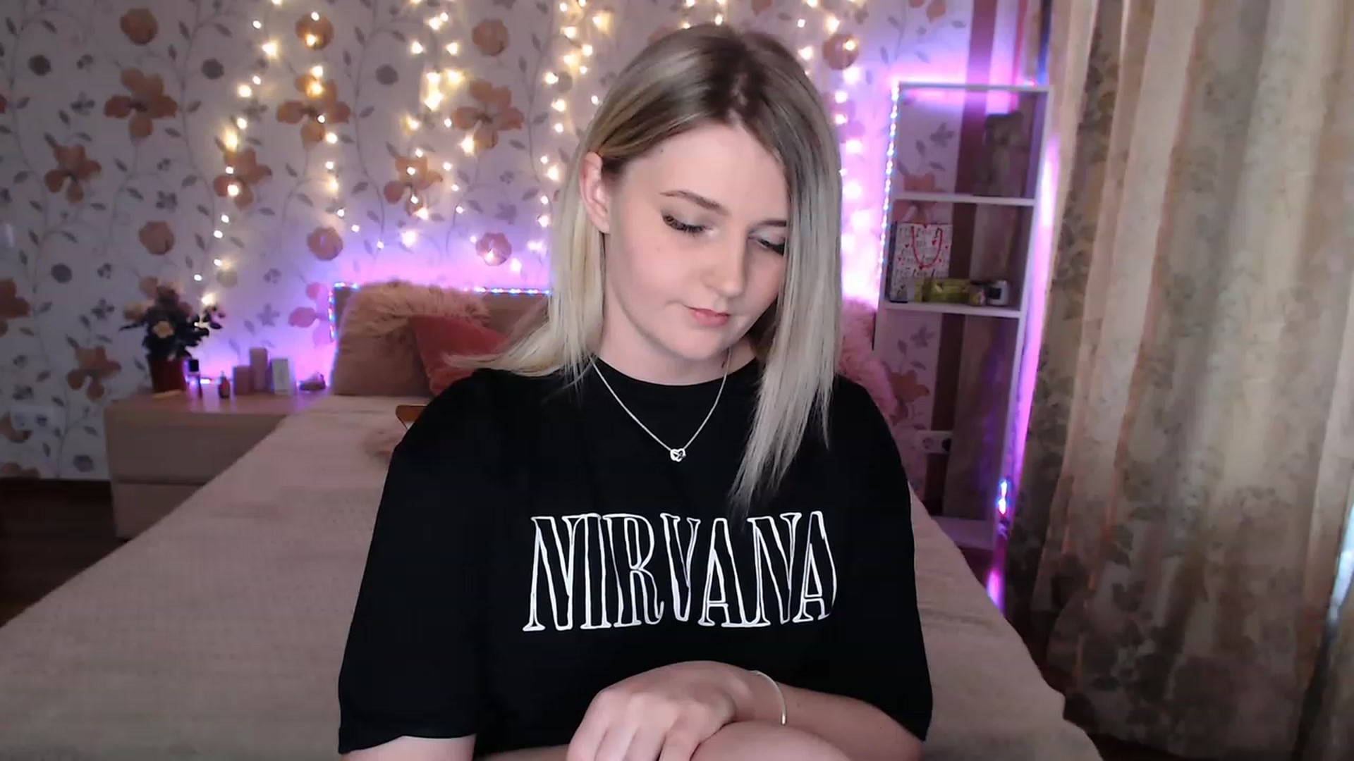 Gallery image thumbnail from Nice_Ass007's myfreecams stream on, 05/14/2023, 03:20 image 5 of 20