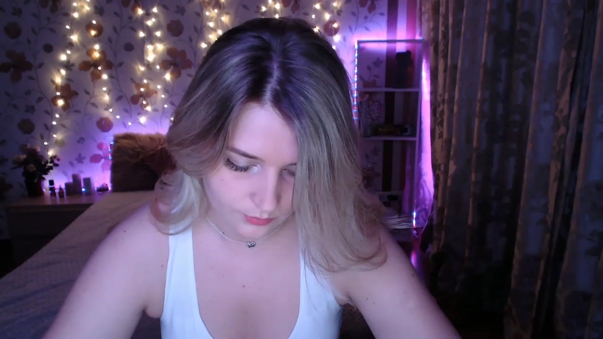 Gallery image thumbnail from Nice_Ass007's myfreecams stream on, 05/17/2023, 01:14 image 4 of 20