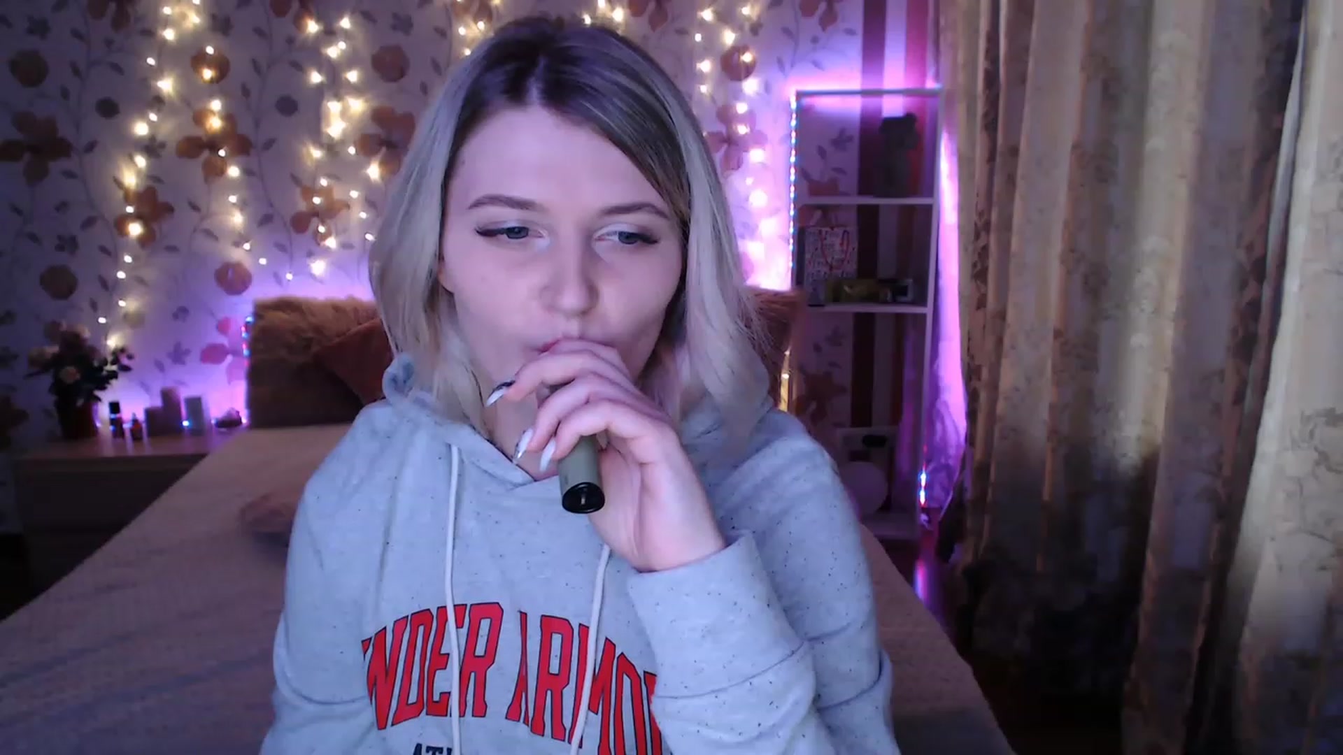 Gallery image thumbnail from Nice_Ass007's myfreecams stream on, 05/17/2023, 02:55 image 19 of 20