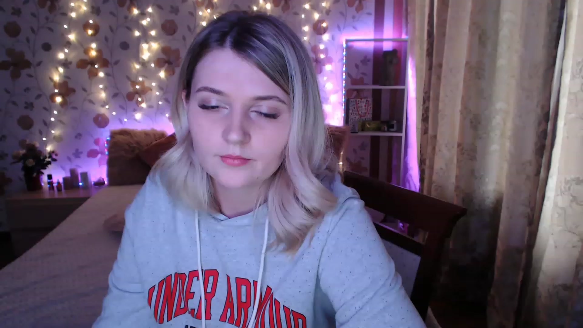 Gallery image thumbnail from Nice_Ass007's myfreecams stream on, 05/17/2023, 03:26 image 12 of 20