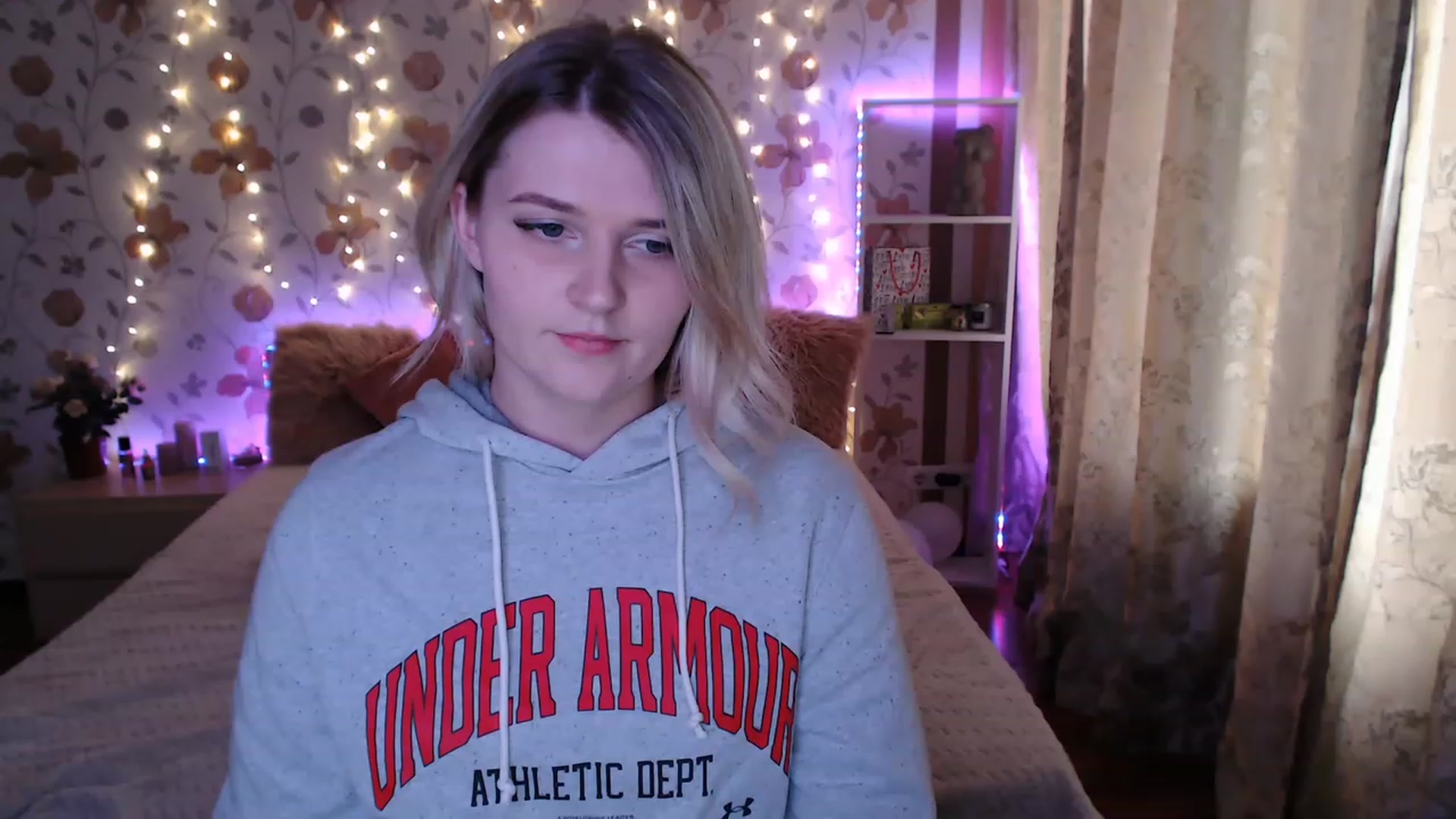 Gallery image thumbnail from Nice_Ass007's myfreecams stream on, 05/17/2023, 04:47 image 6 of 20