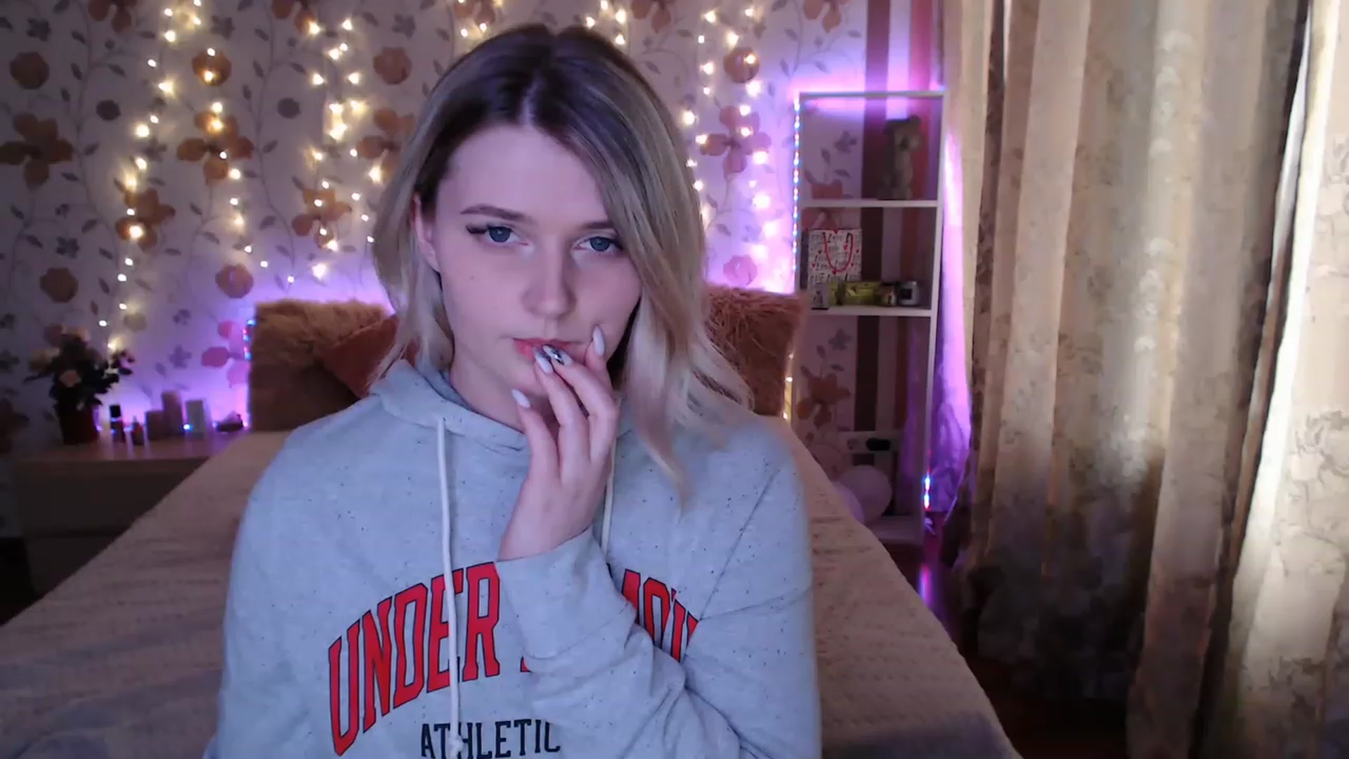 Gallery image thumbnail from Nice_Ass007's myfreecams stream on, 05/17/2023, 04:47 image 9 of 20