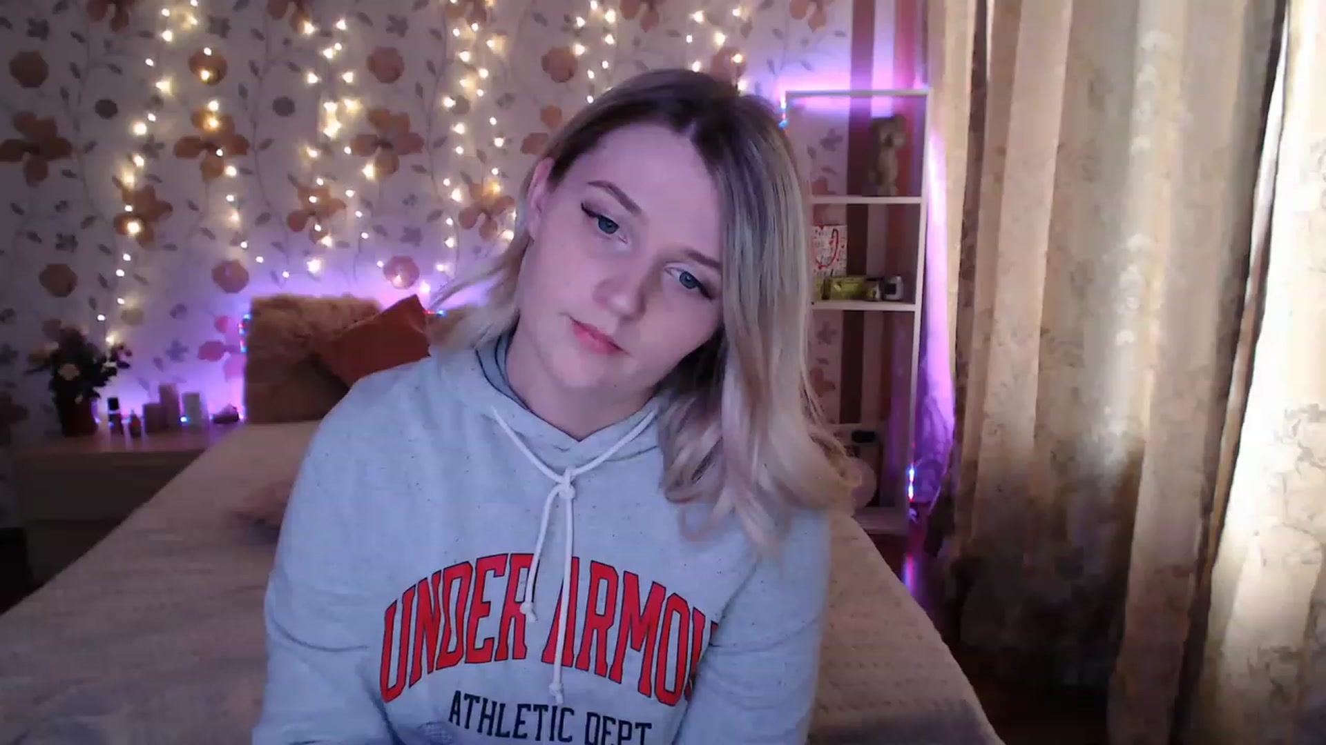 Gallery image thumbnail from Nice_Ass007's myfreecams stream on, 05/17/2023, 04:47 image 18 of 20