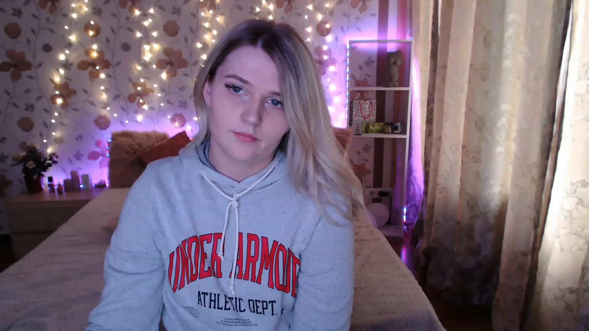 Gallery image thumbnail from Nice_Ass007's myfreecams stream on, 05/17/2023, 04:47 image 13 of 20